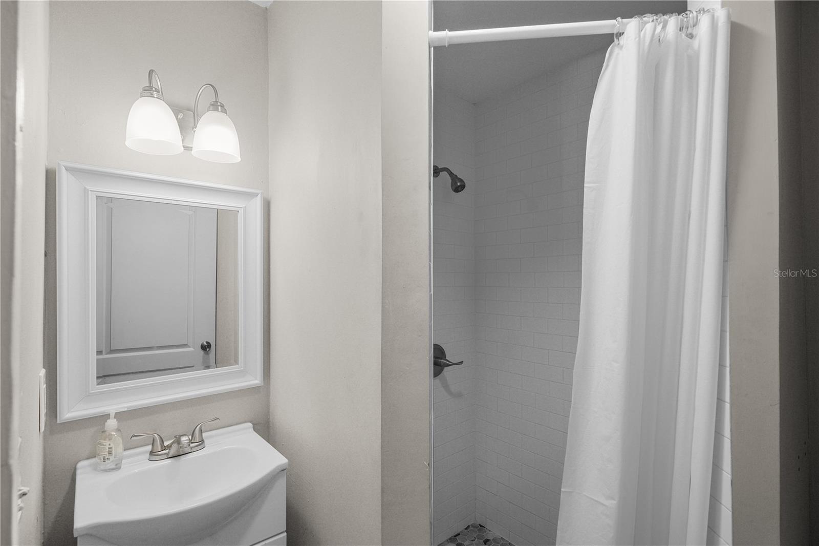 402 E EMMA ST, TAMPA, FL, 33603