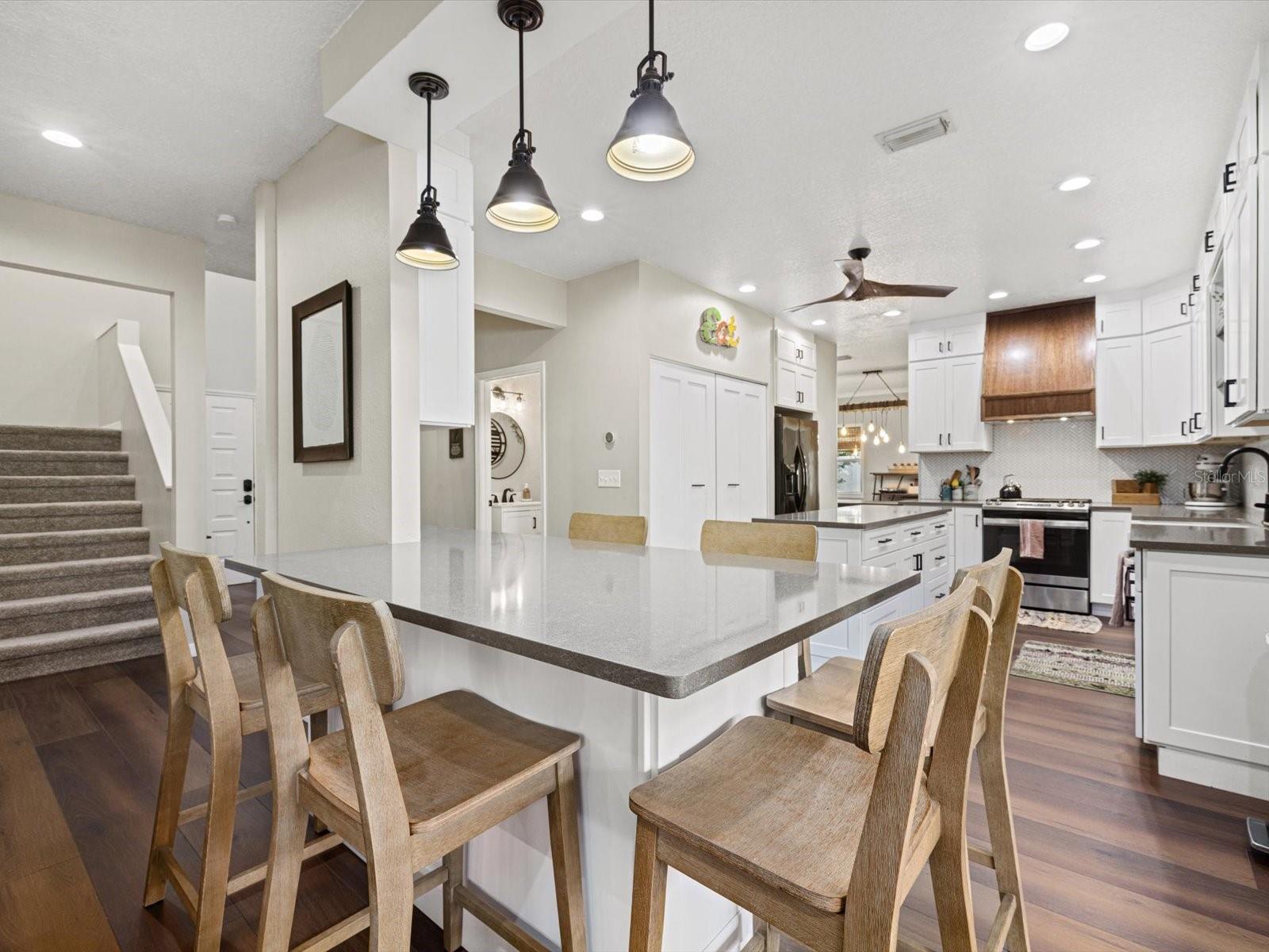 1705 WHARF RD, SARASOTA, FL, 34231