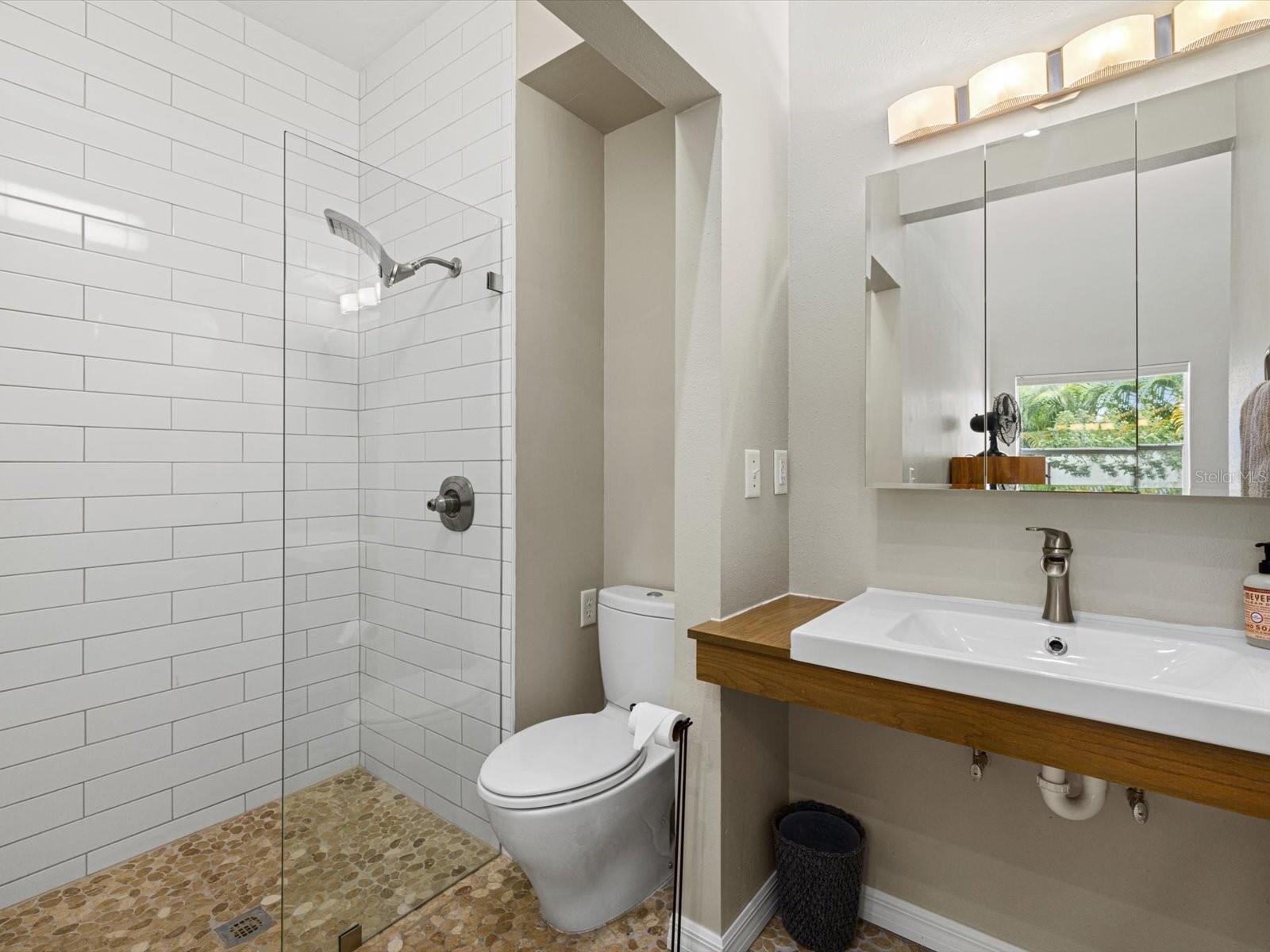1705 WHARF RD, SARASOTA, FL, 34231