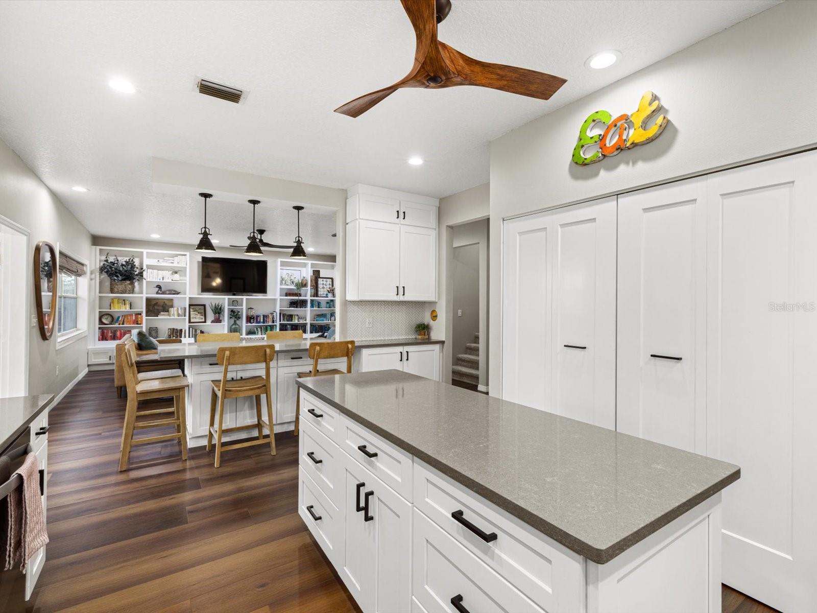 1705 WHARF RD, SARASOTA, FL, 34231