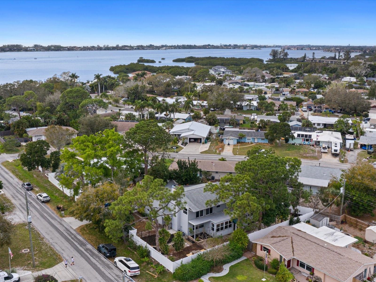 1705 WHARF RD, SARASOTA, FL, 34231