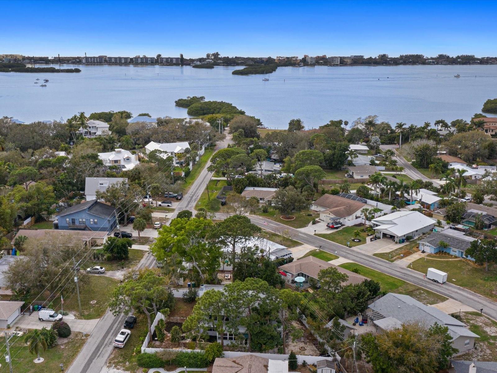 1705 WHARF RD, SARASOTA, FL, 34231