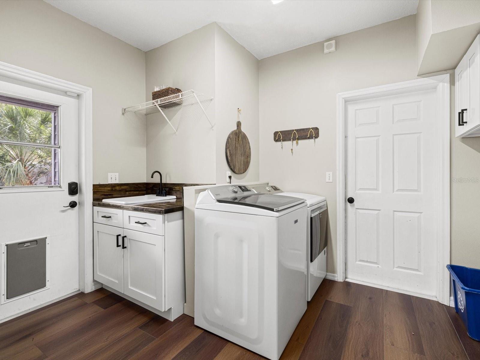 1705 WHARF RD, SARASOTA, FL, 34231