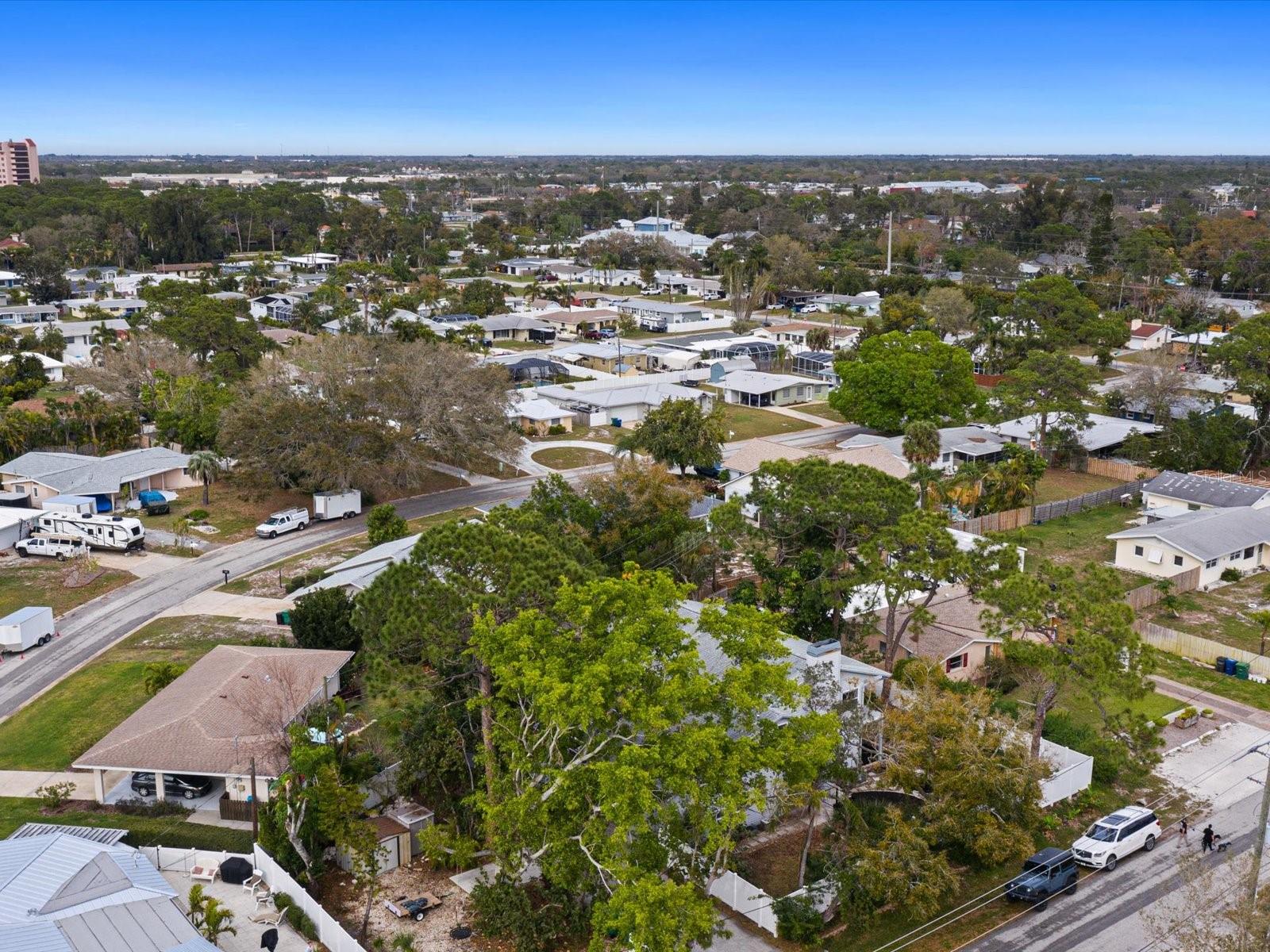 1705 WHARF RD, SARASOTA, FL, 34231