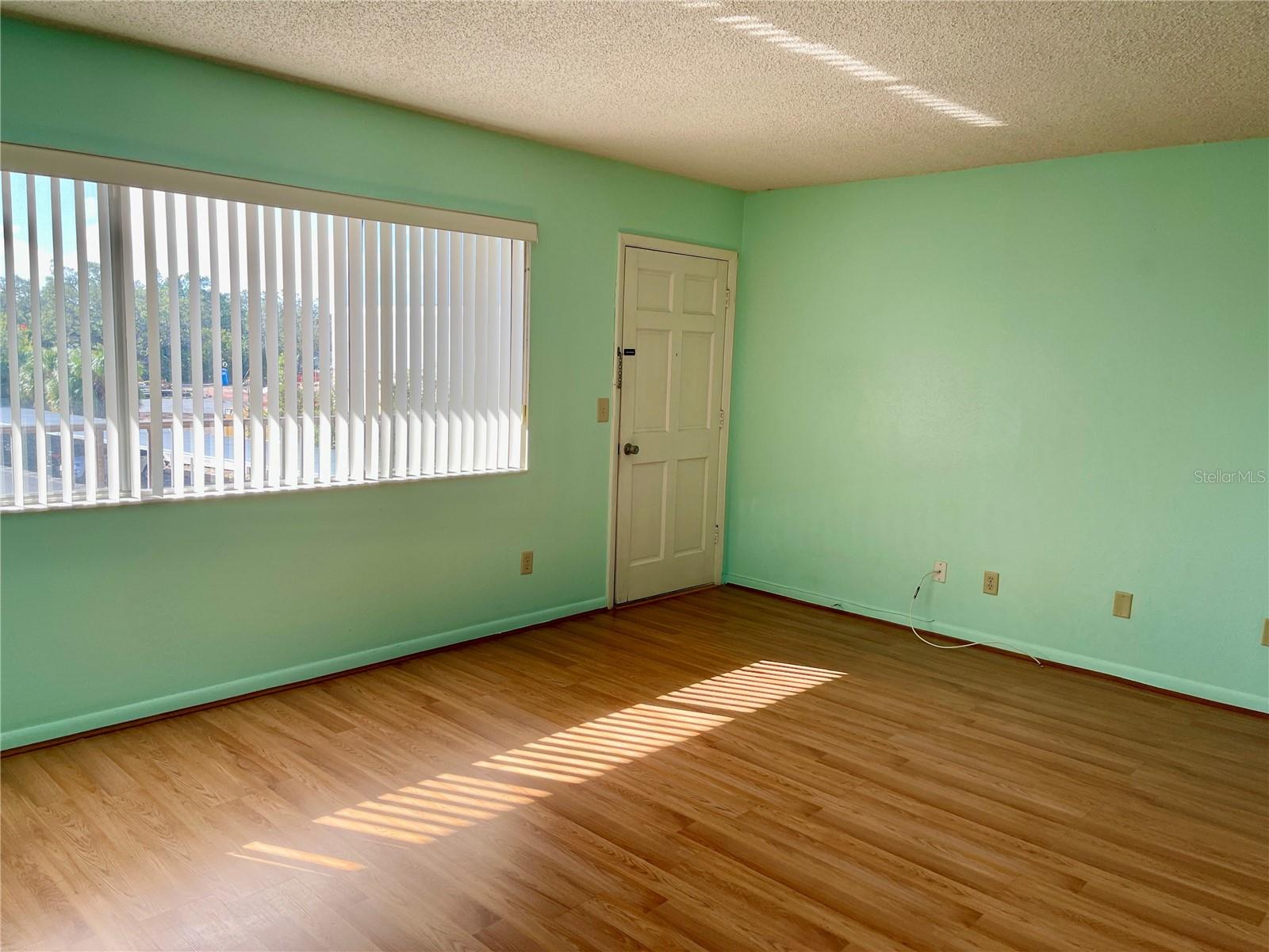 2525 W BAY DR #B32, LARGO, FL, 33770