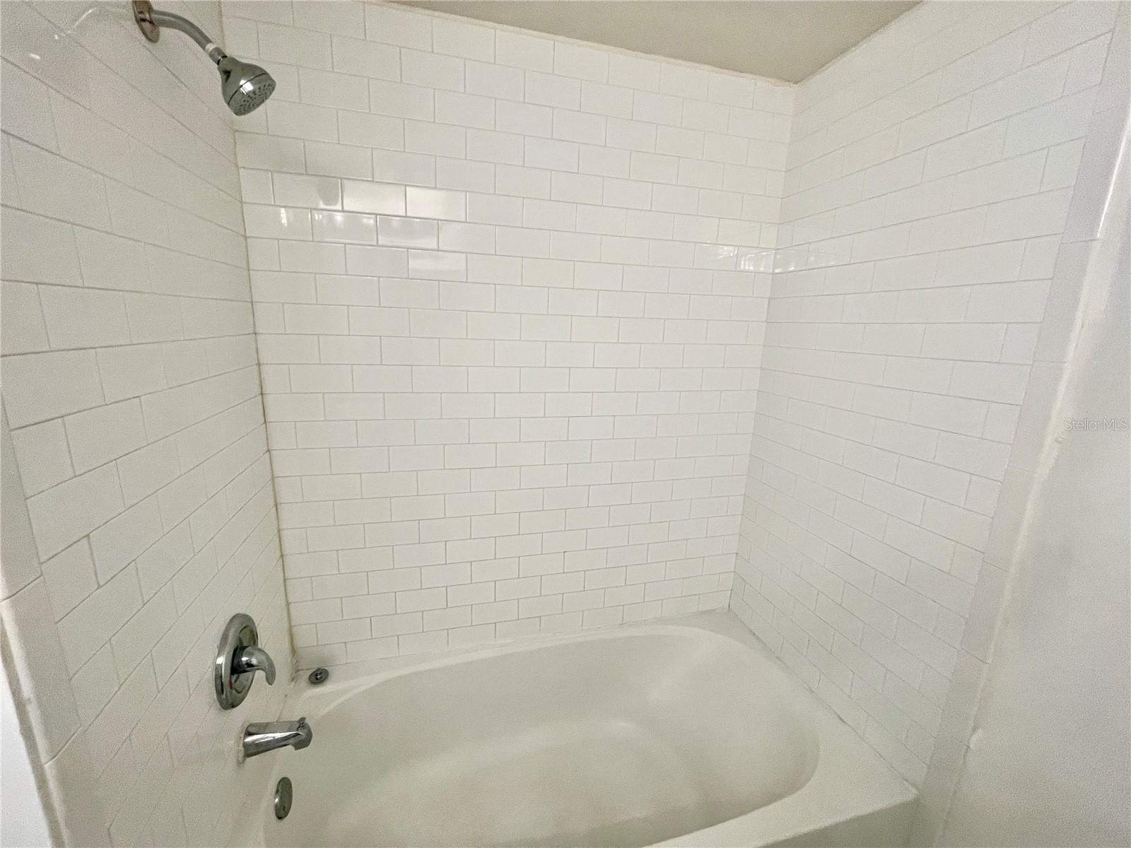2525 W BAY DR #B32, LARGO, FL, 33770