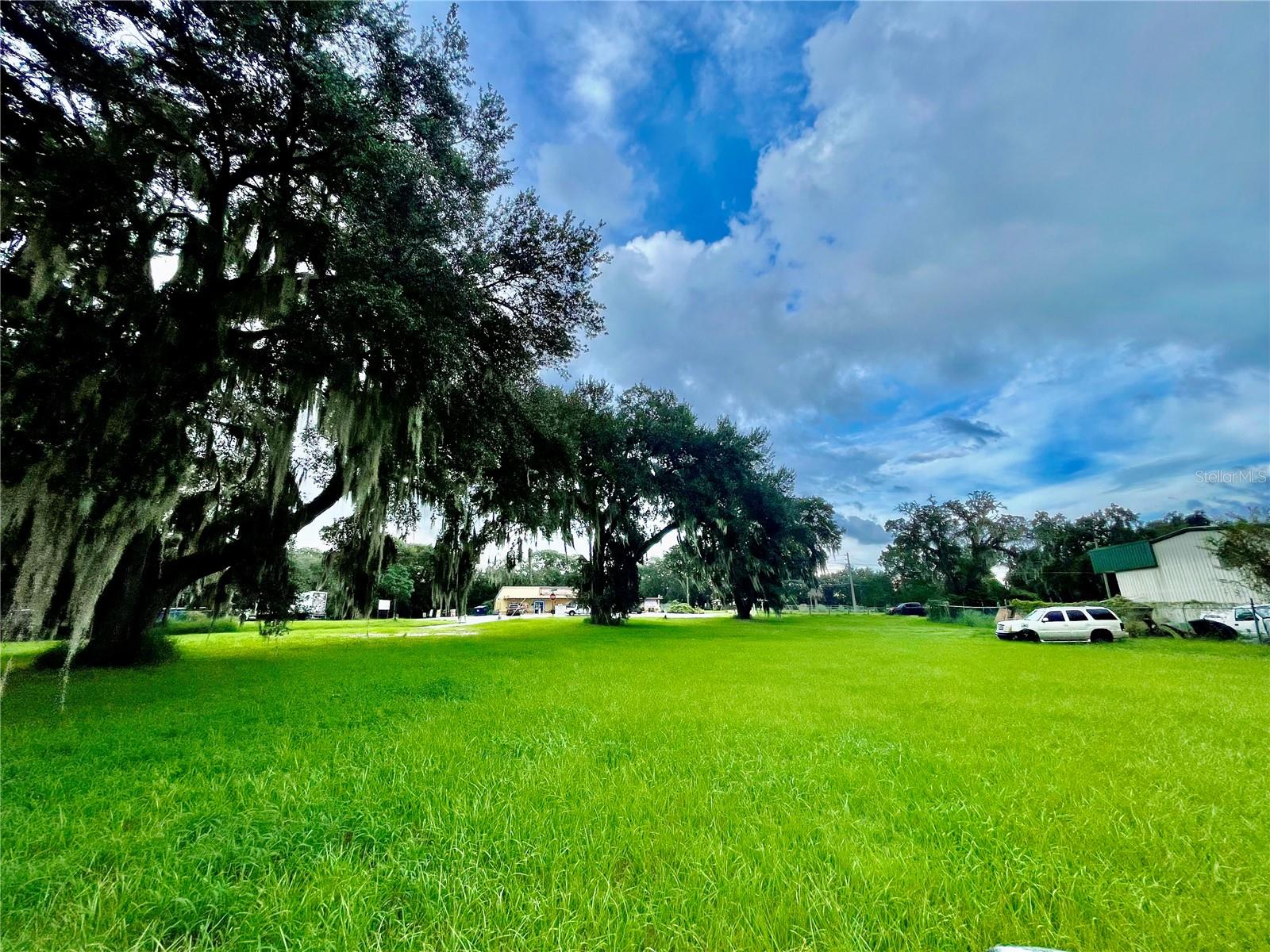 2409 MONTCLAIR RD, LEESBURG, FL, 34748