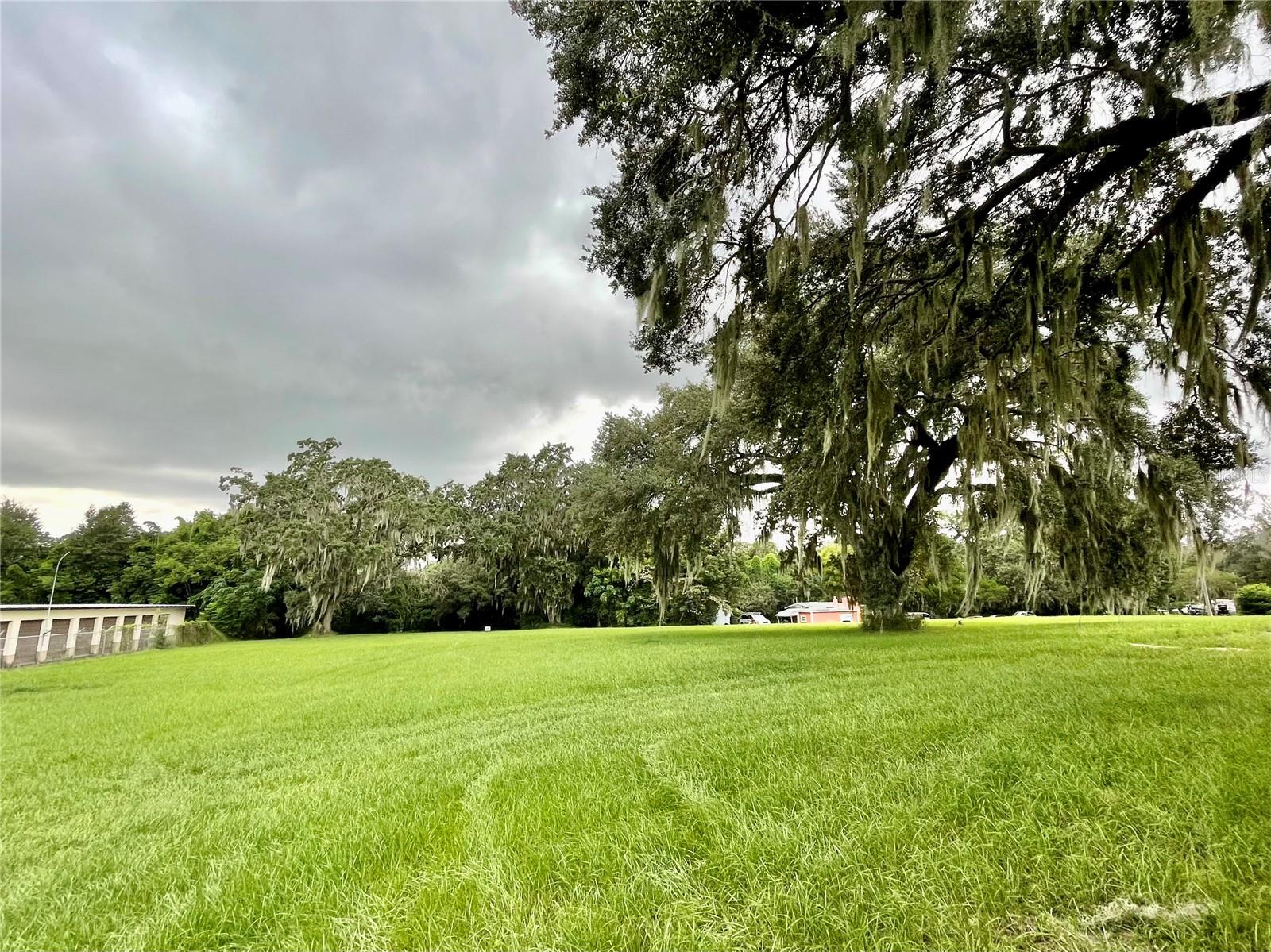 2409 MONTCLAIR RD, LEESBURG, FL, 34748