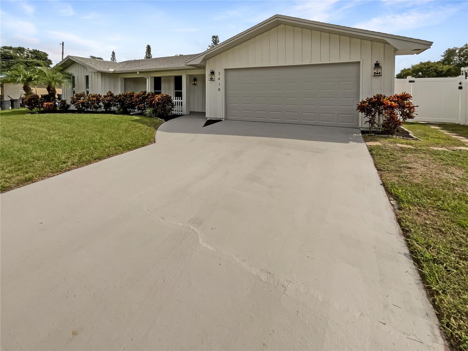 2418 DAKOTA TRL, FERN PARK, FL, 32730