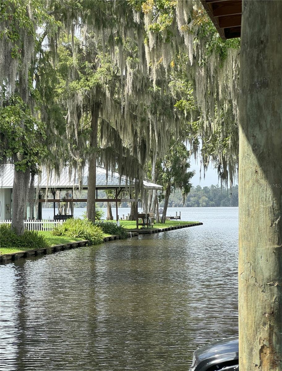 111 ELVIRA ST, CRESCENT CITY, FL, 32112