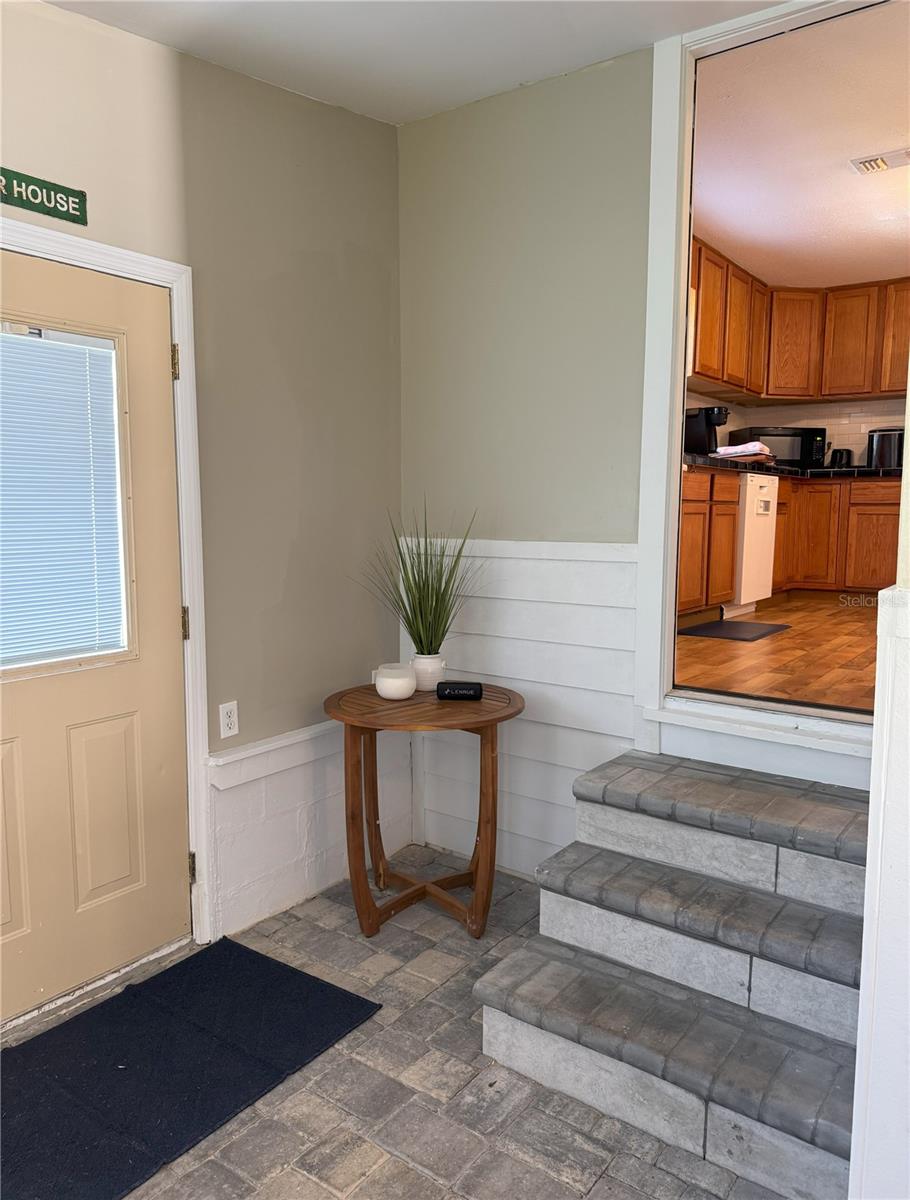 111 ELVIRA ST, CRESCENT CITY, FL, 32112