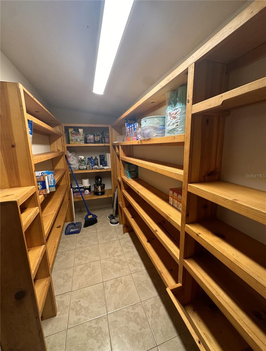 111 ELVIRA ST, CRESCENT CITY, FL, 32112