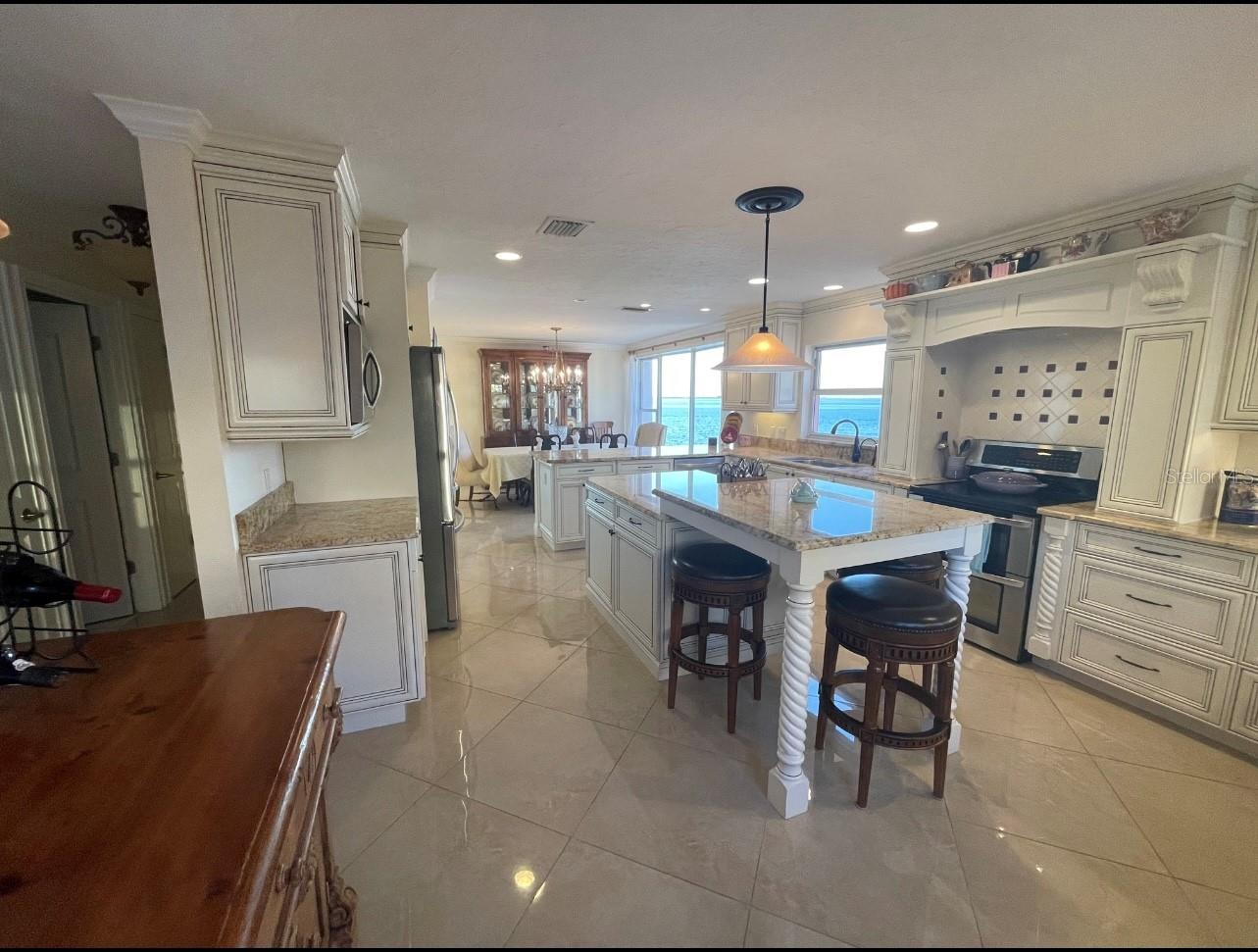 37 SUNSET DR #54, SARASOTA, FL, 34236