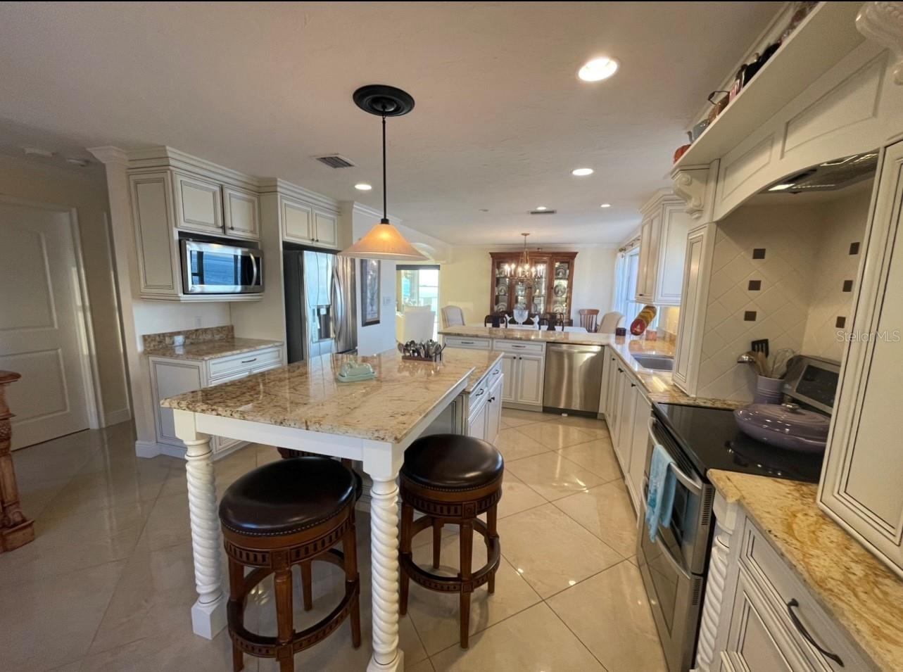 37 SUNSET DR #54, SARASOTA, FL, 34236