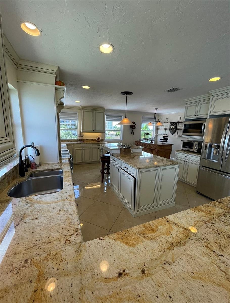 37 SUNSET DR #54, SARASOTA, FL, 34236