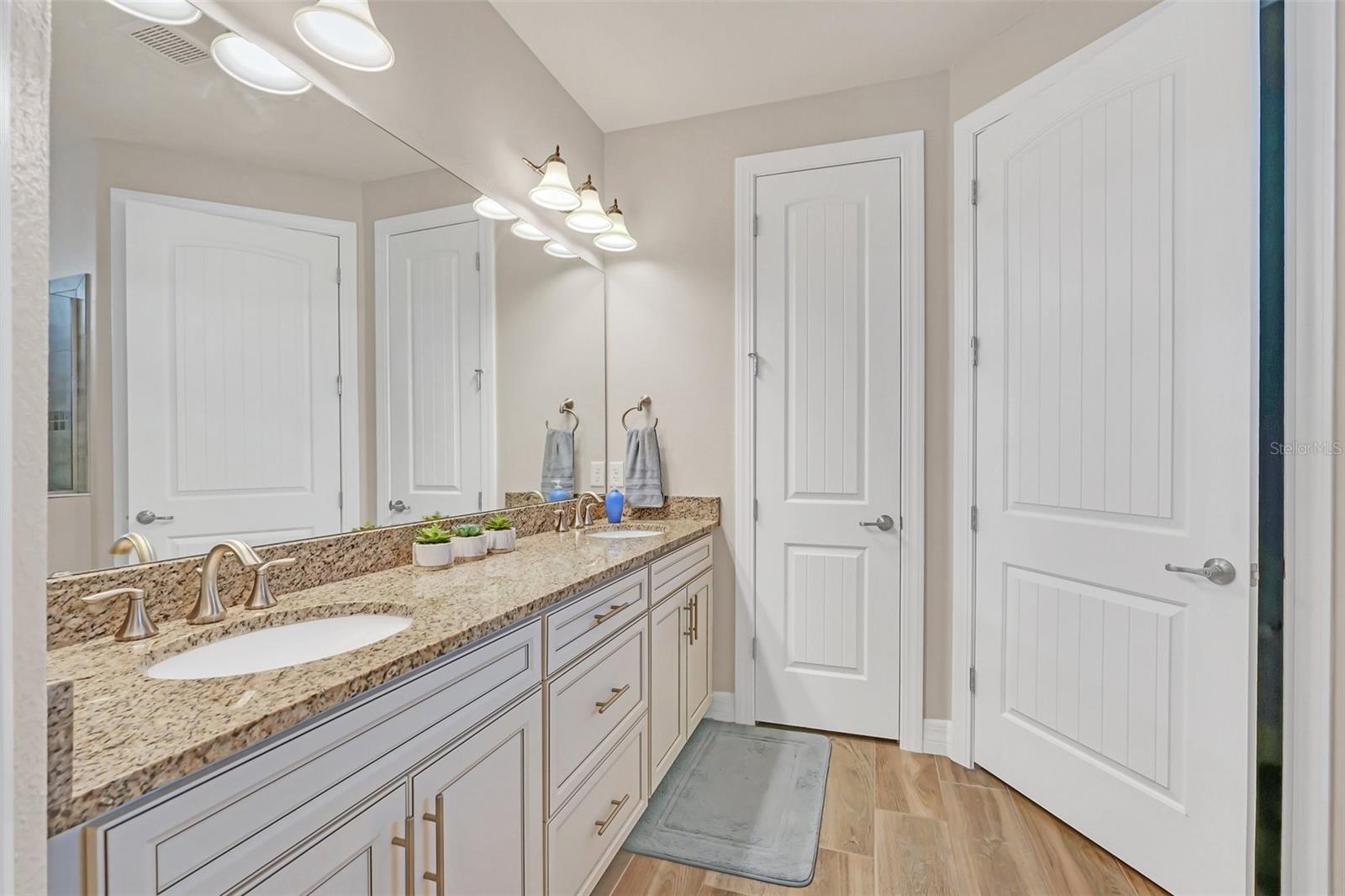 356 TOLDEDO RD, DAVENPORT, FL, 33837