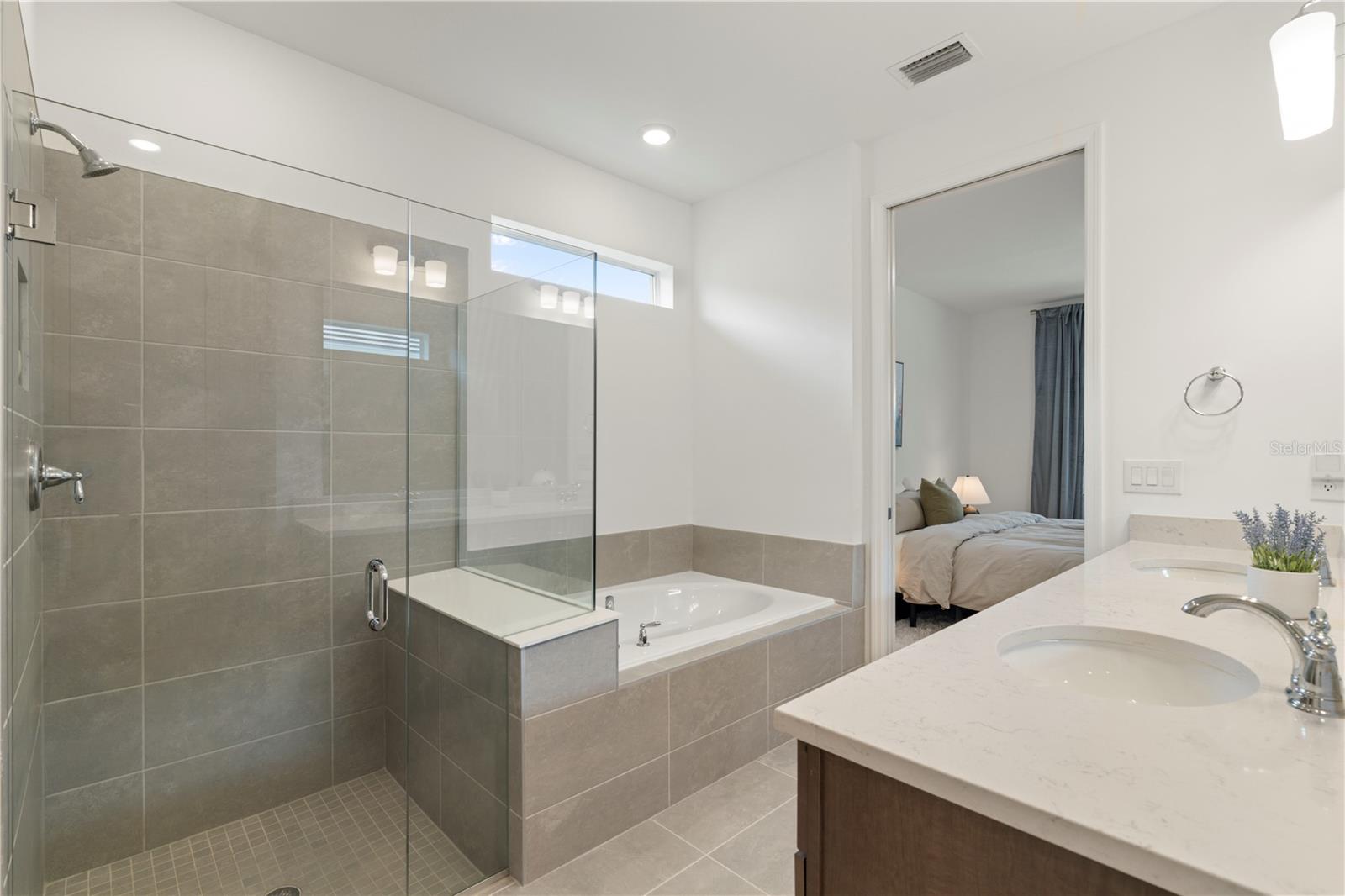 10213 BEACH DUNE DR, ENGLEWOOD, FL, 34223