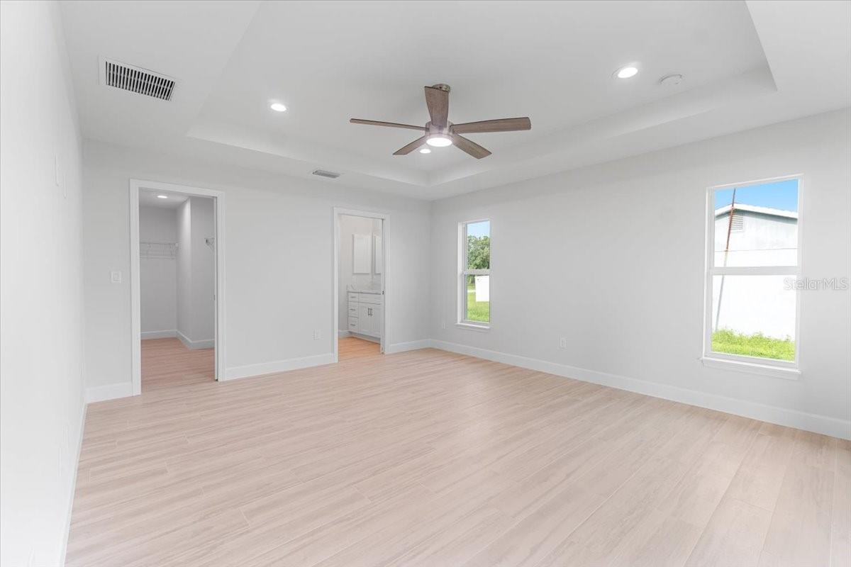 10061 GULFSTREAM BLVD, ENGLEWOOD, FL, 34224