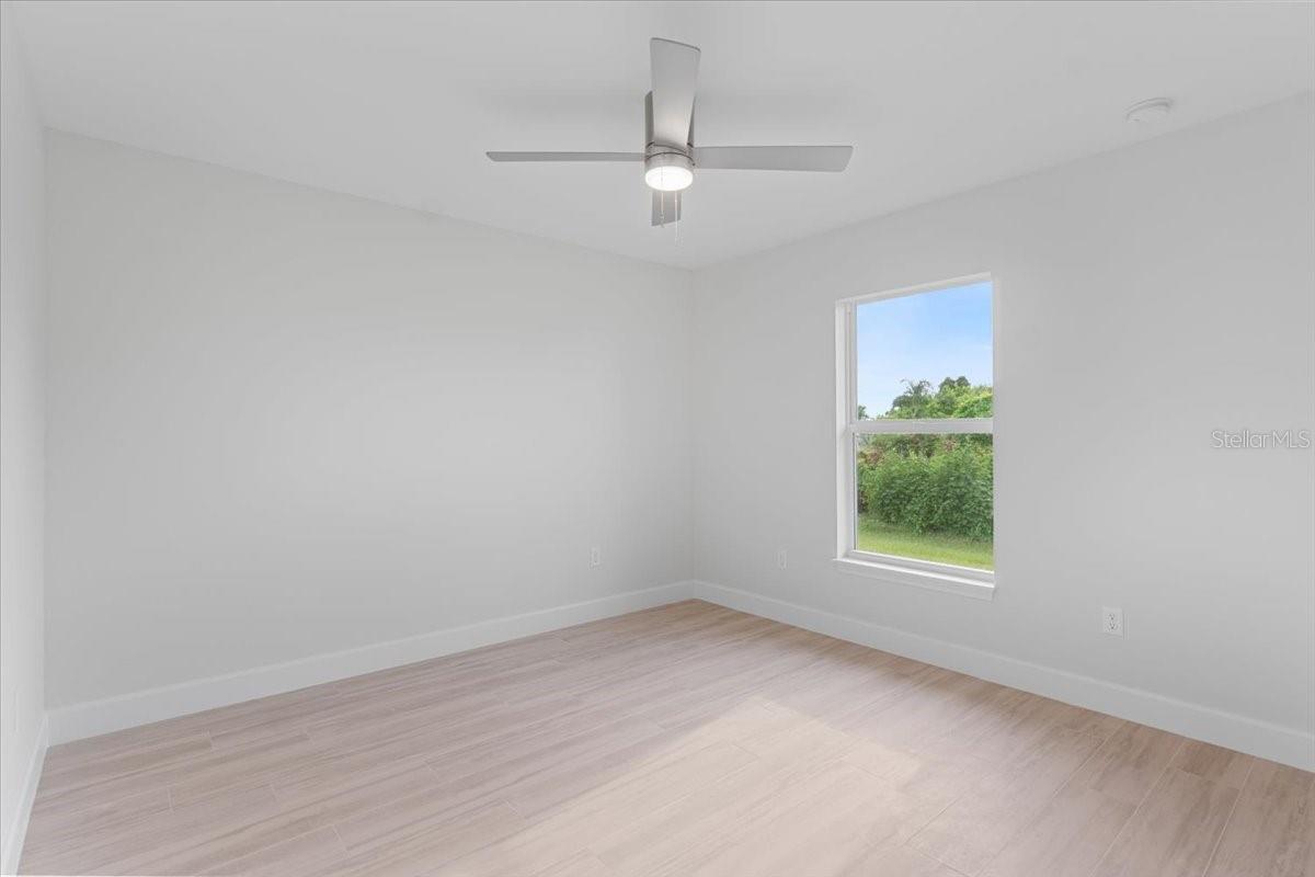 10061 GULFSTREAM BLVD, ENGLEWOOD, FL, 34224