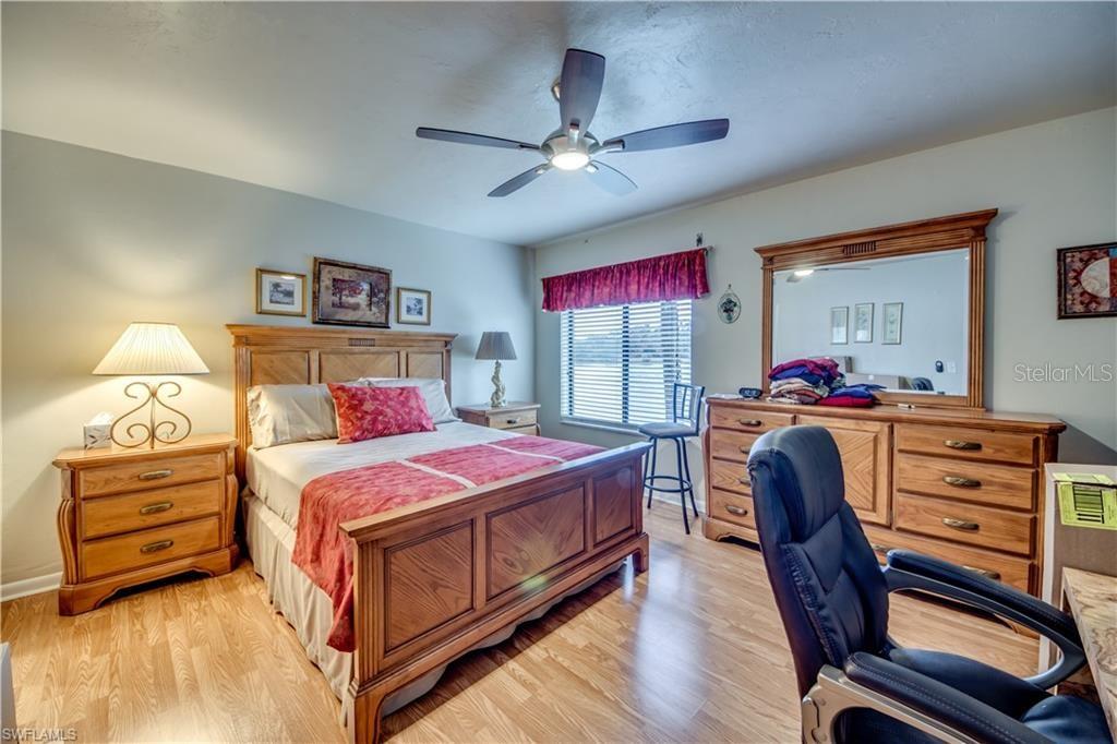 2067 W LAKEVIEW BLVD #2, NORTH FORT MYERS, FL, 33903