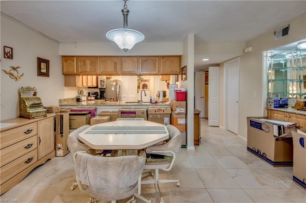 2067 W LAKEVIEW BLVD #2, NORTH FORT MYERS, FL, 33903