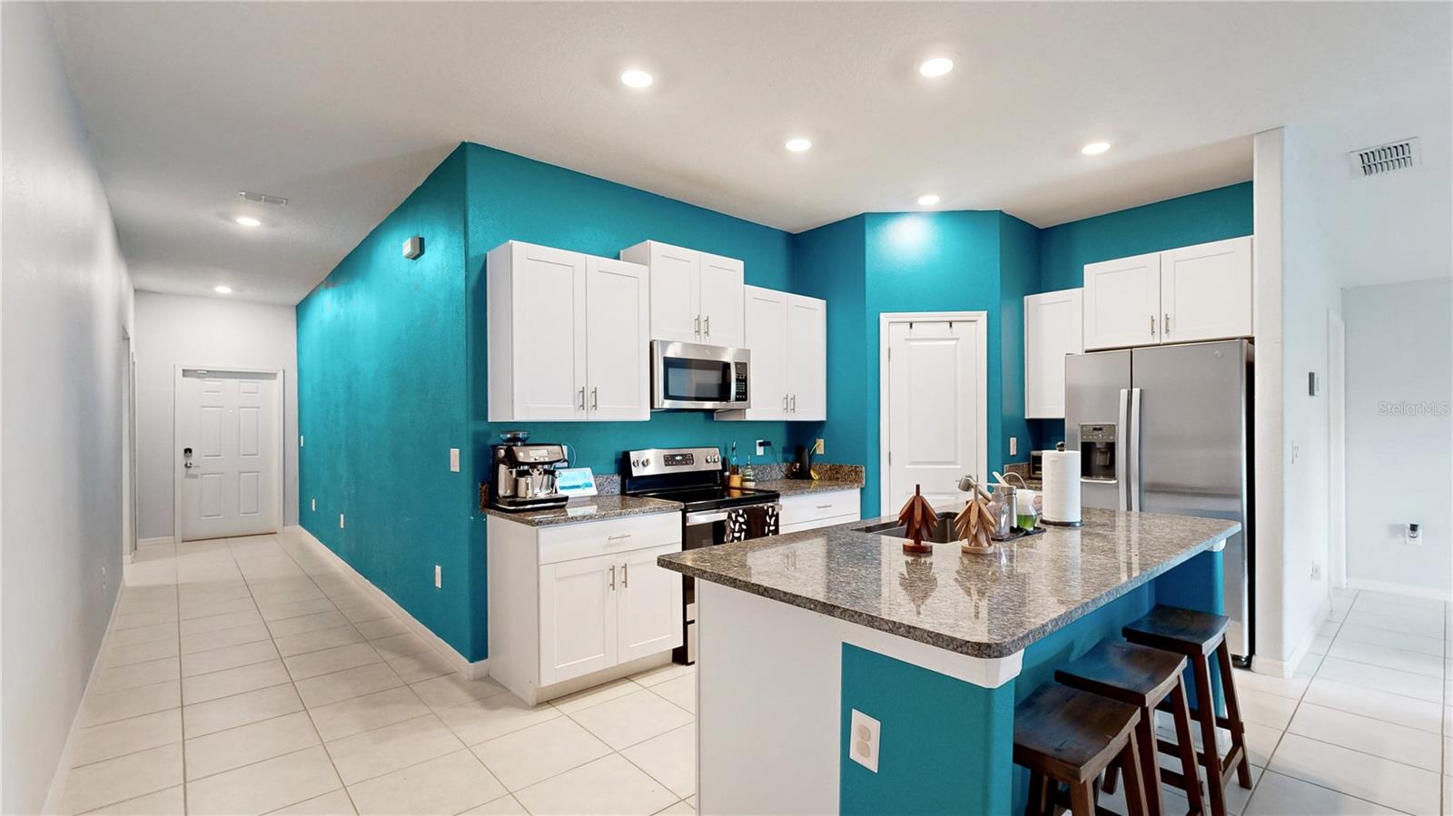 15407 MILLER CREEK DR, SUN CITY CENTER, FL, 33573