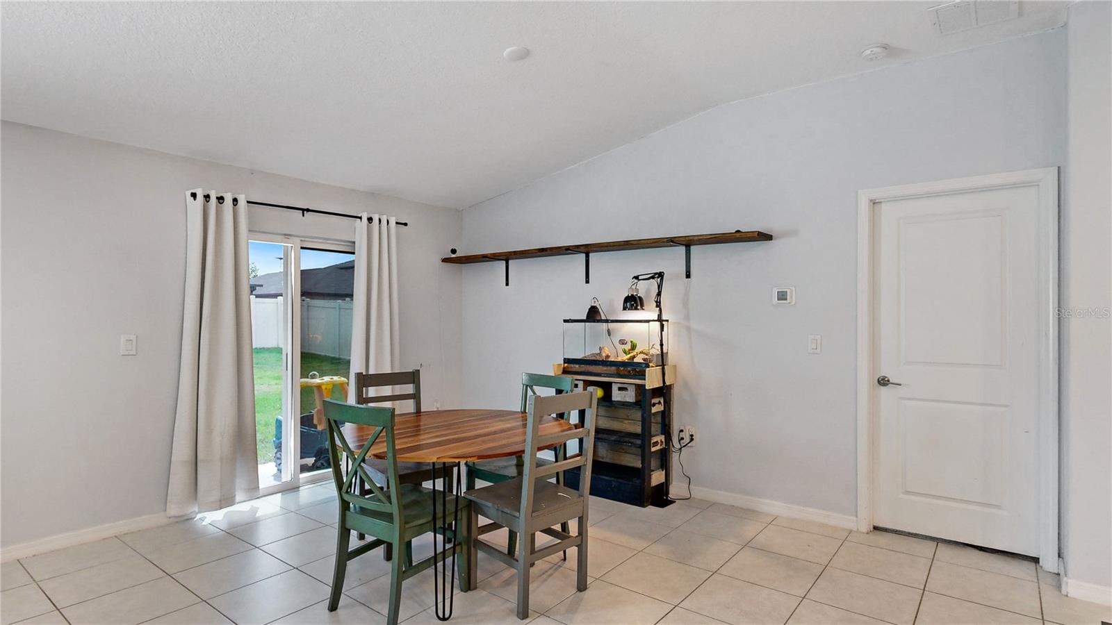 15407 MILLER CREEK DR, SUN CITY CENTER, FL, 33573