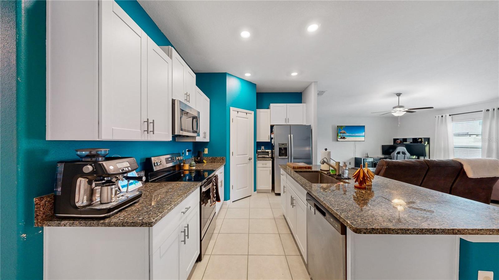 15407 MILLER CREEK DR, SUN CITY CENTER, FL, 33573