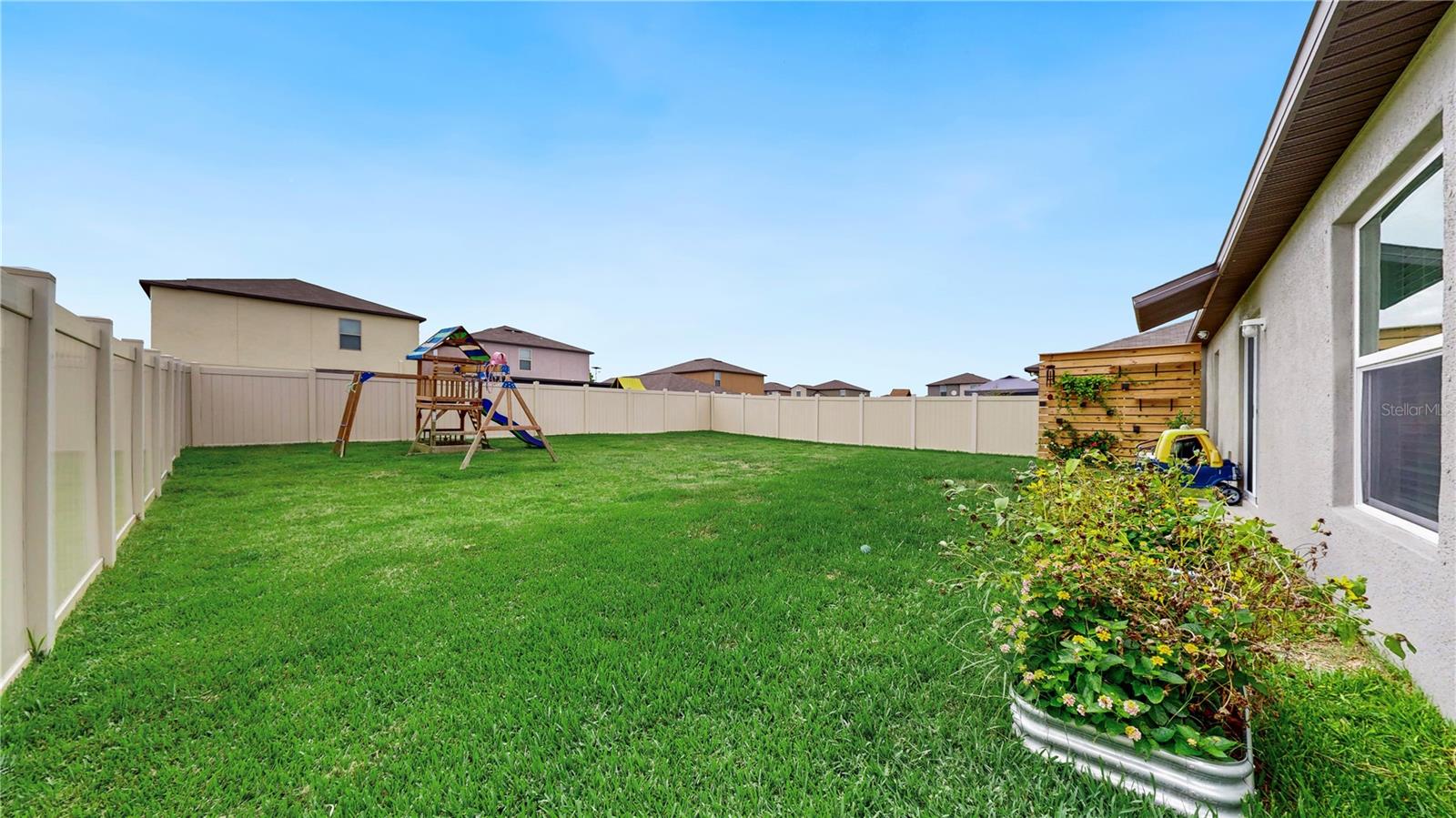 15407 MILLER CREEK DR, SUN CITY CENTER, FL, 33573