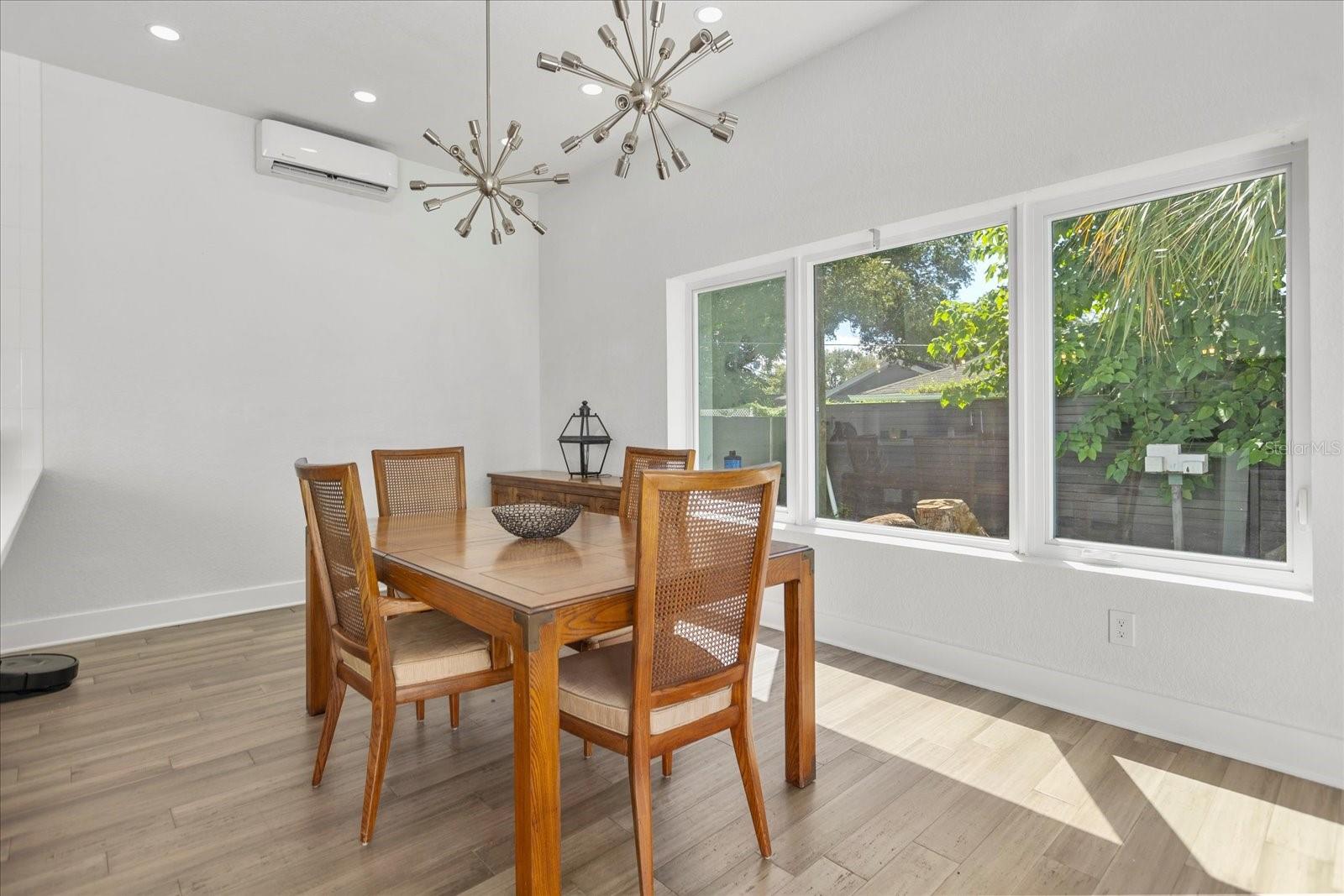 3110 W NAPOLEON AVE, TAMPA, FL, 33611