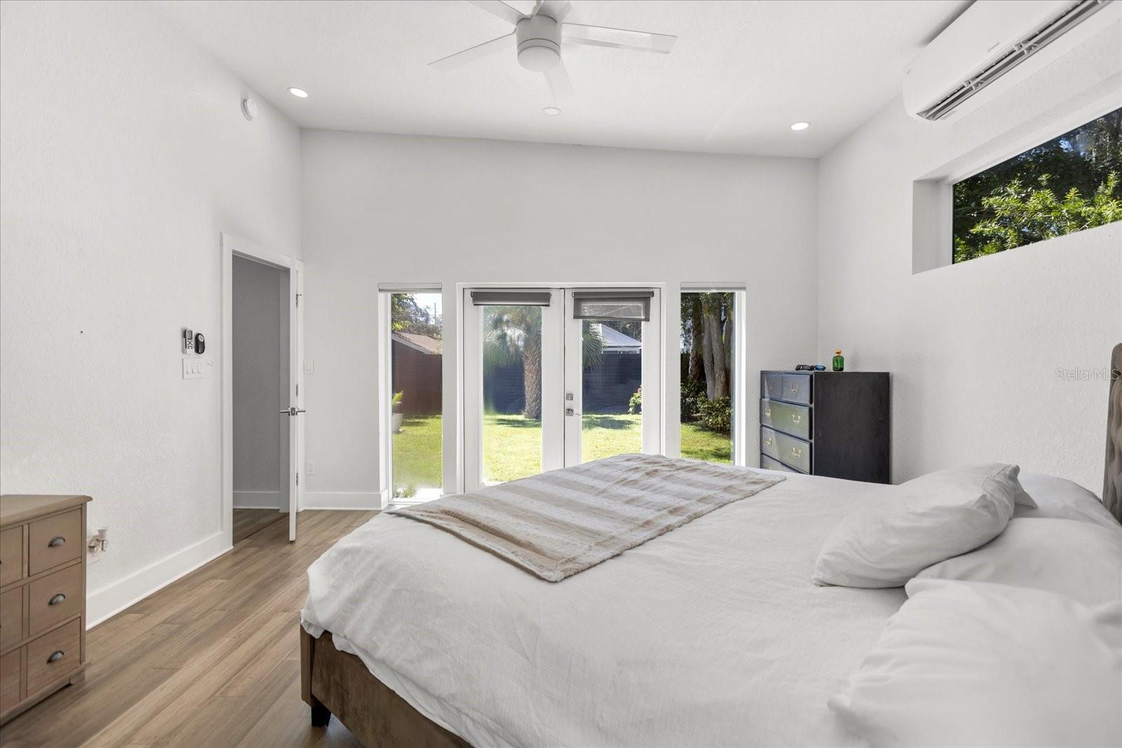 3110 W NAPOLEON AVE, TAMPA, FL, 33611