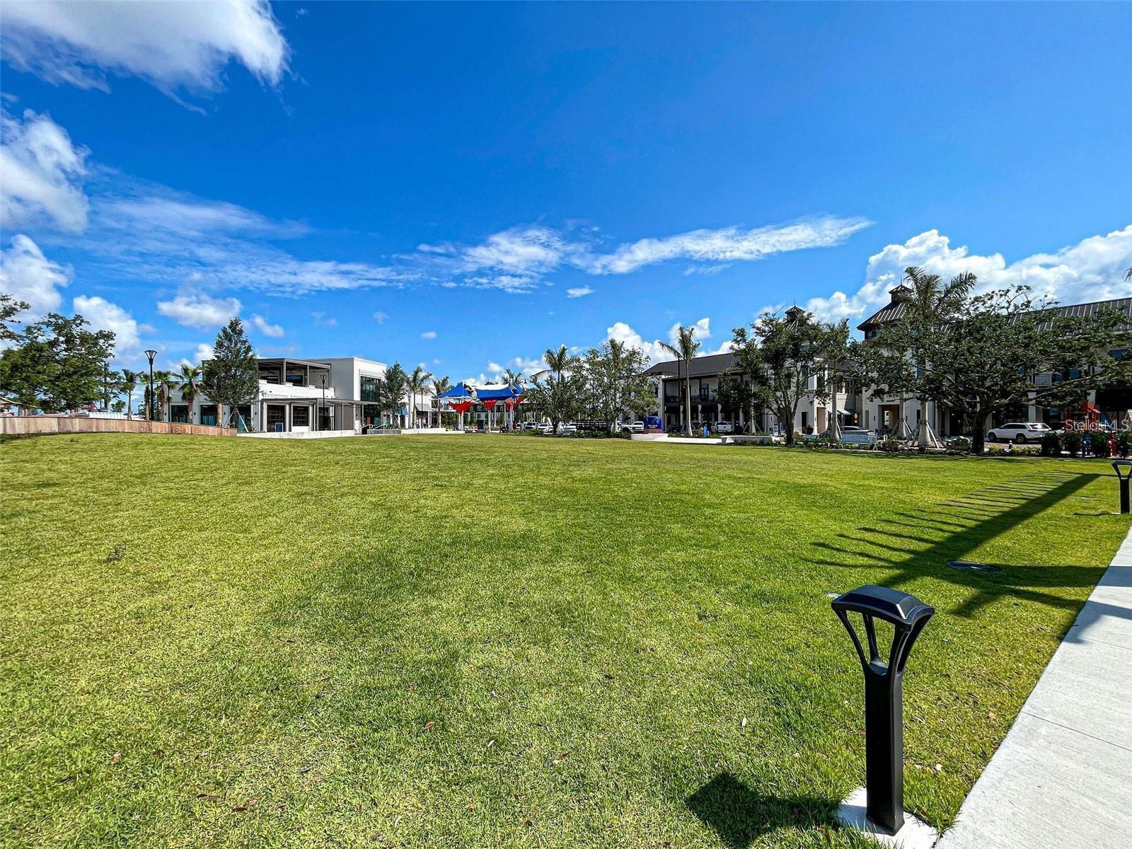 225 BRIGHTON CT, ENGLEWOOD, FL, 34223