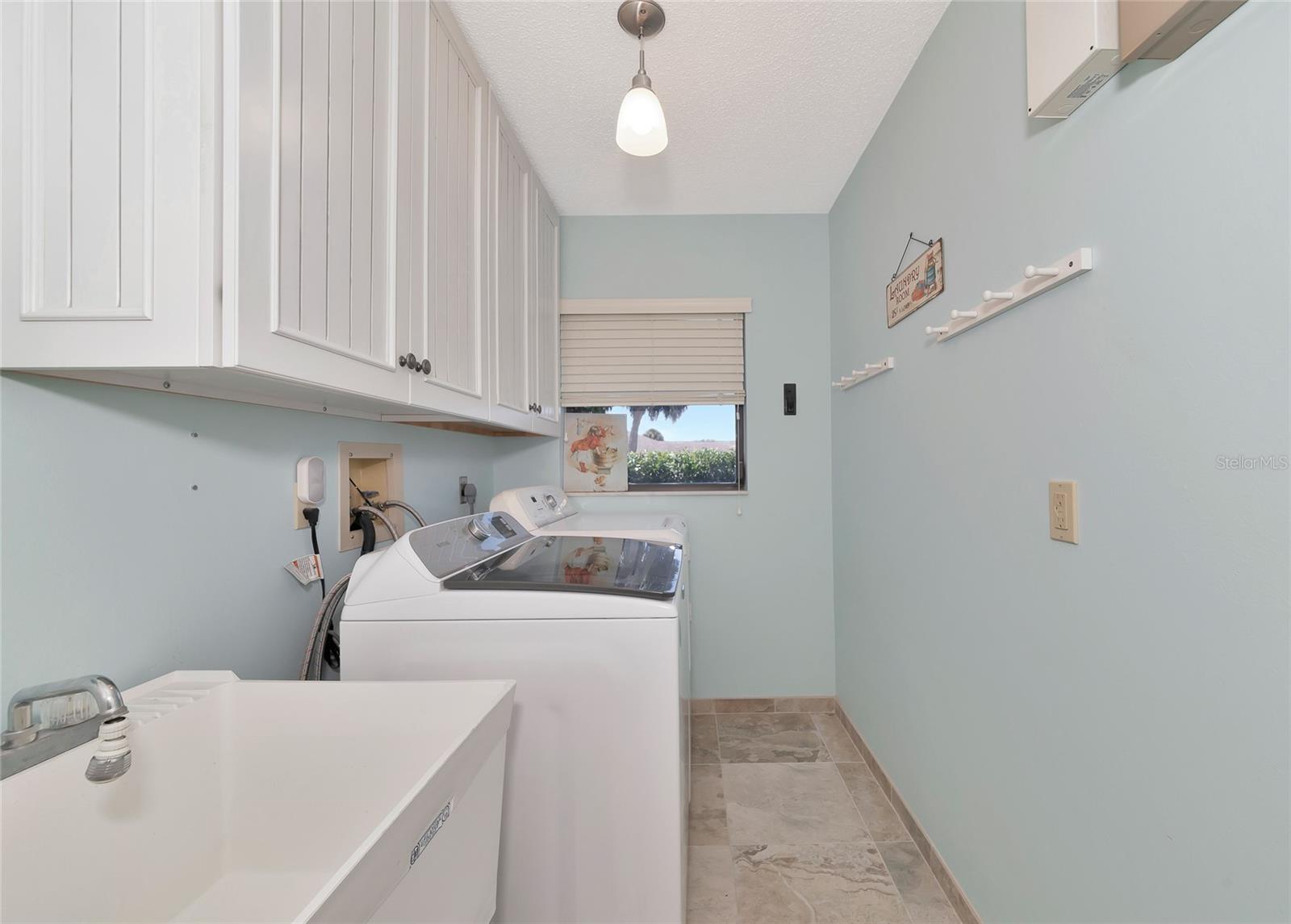 225 BRIGHTON CT, ENGLEWOOD, FL, 34223