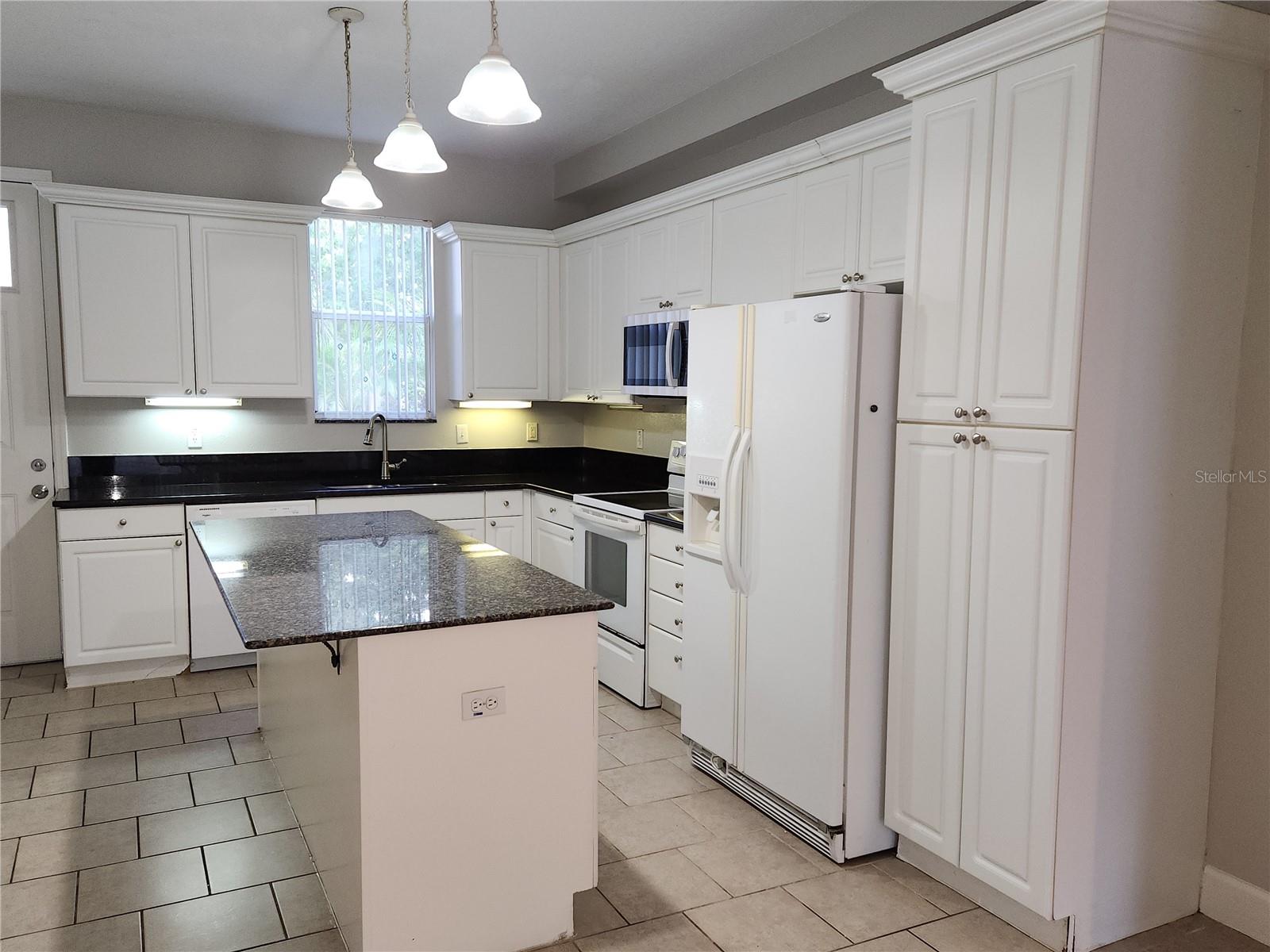 2076 HERITAGE KEY BLVD, KISSIMMEE, FL, 34744