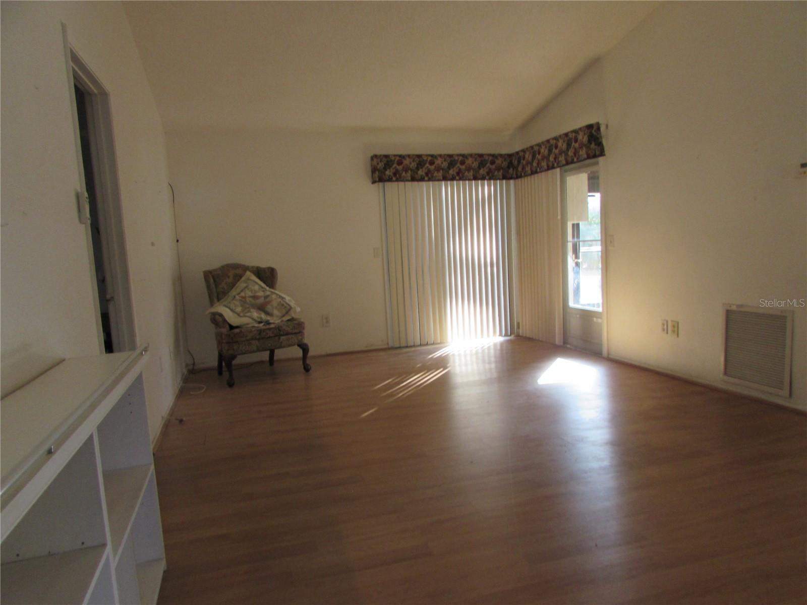1081 E CORKTREE CIR, PORT CHARLOTTE, FL, 33952