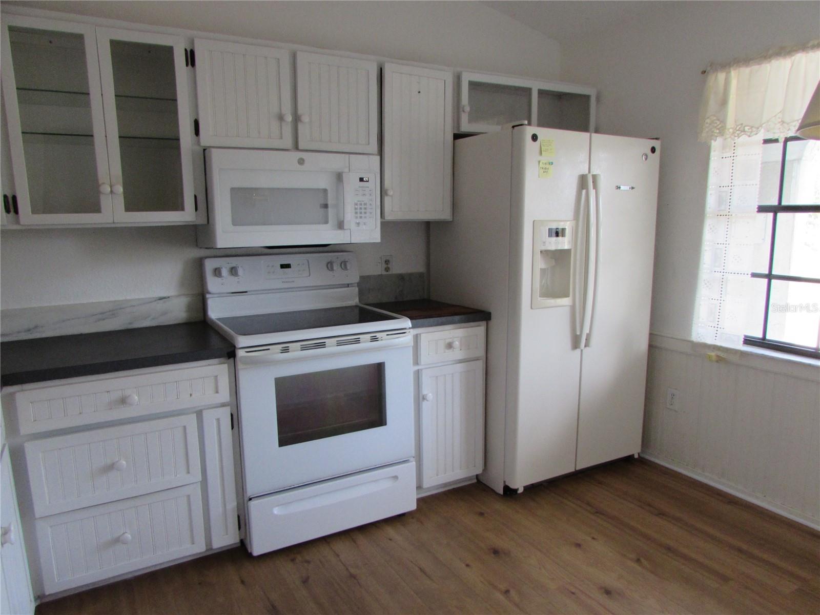 1081 E CORKTREE CIR, PORT CHARLOTTE, FL, 33952