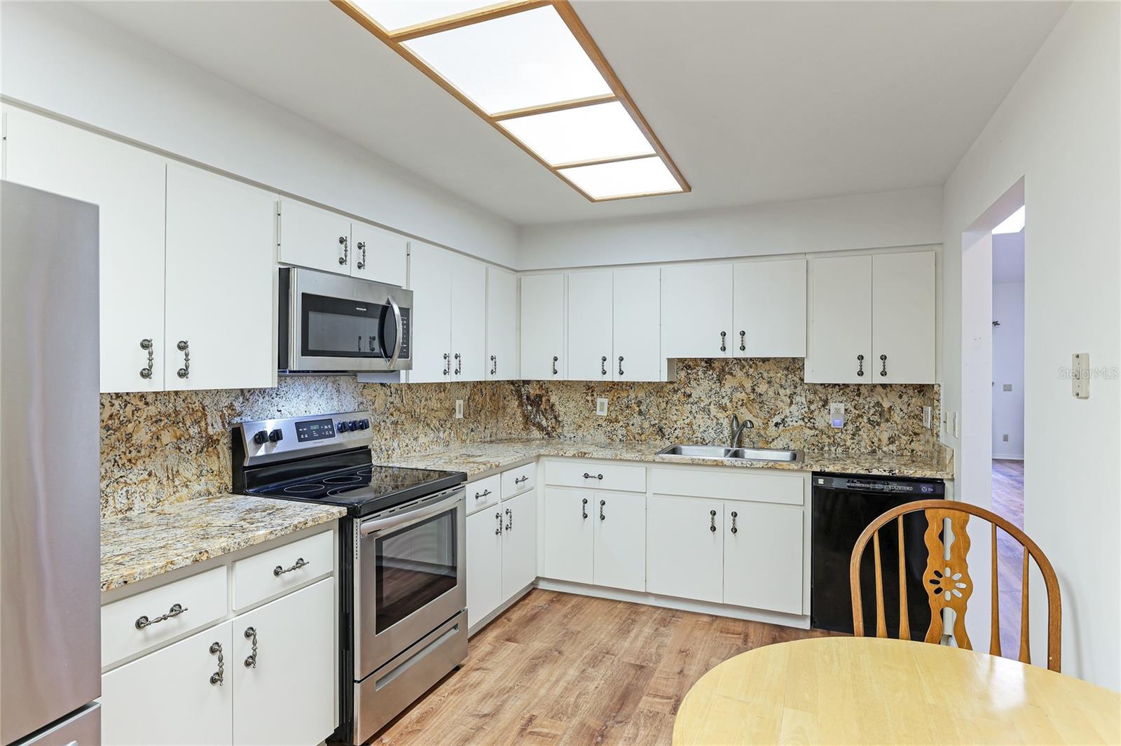 3977 WILSHIRE CIR E #194, SARASOTA, FL, 34238