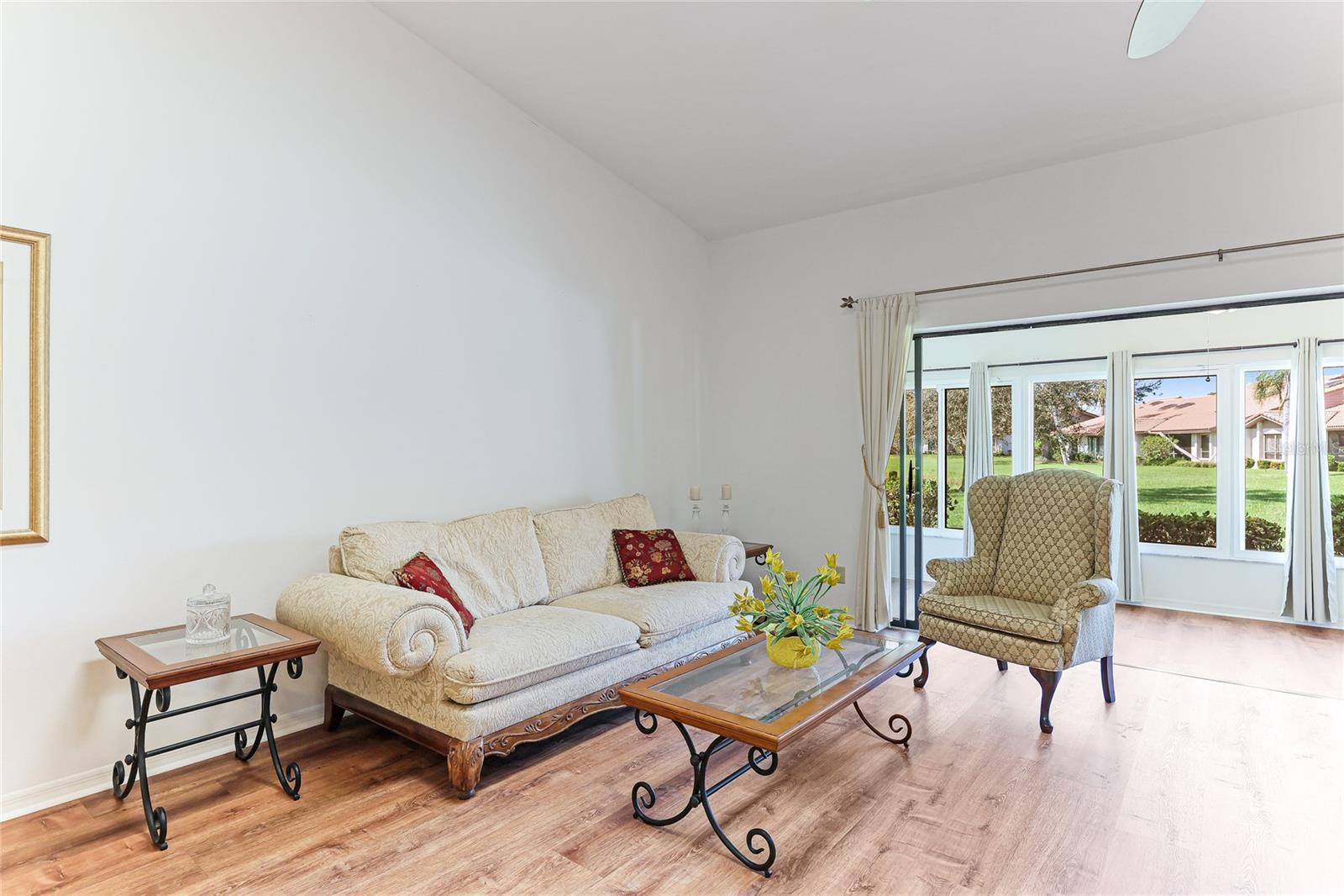 3977 WILSHIRE CIR E #194, SARASOTA, FL, 34238