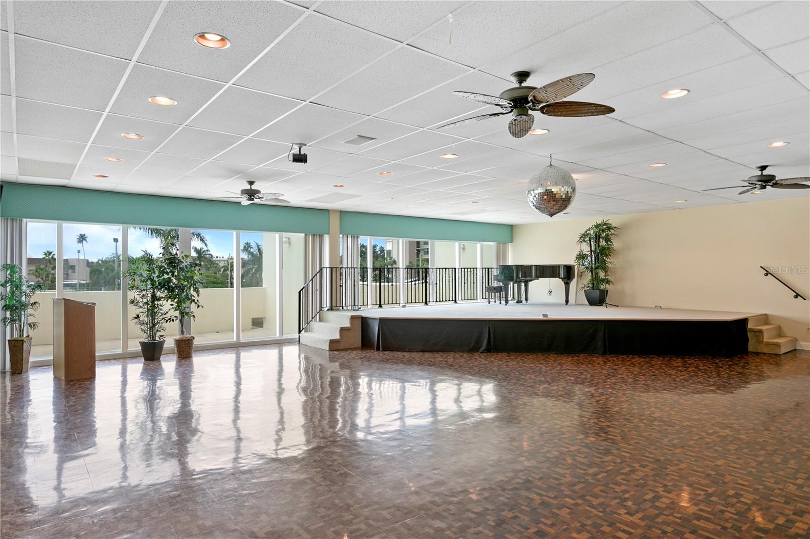 7400 SUN ISLAND DR S #407, SOUTH PASADENA, FL, 33707