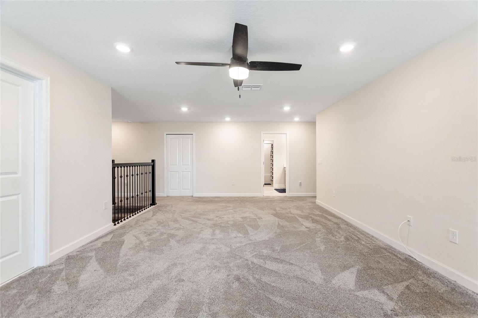 1074 TRAPPERS TRAIL LOOP, DAVENPORT, FL, 33896