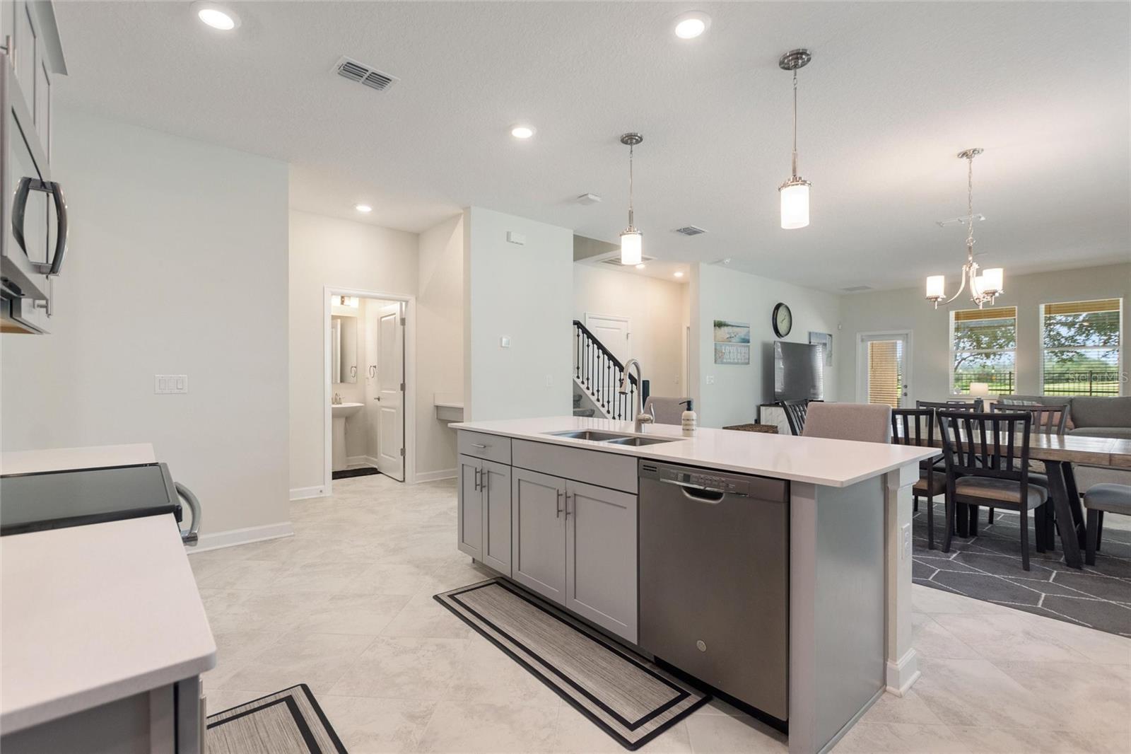 1074 TRAPPERS TRAIL LOOP, DAVENPORT, FL, 33896