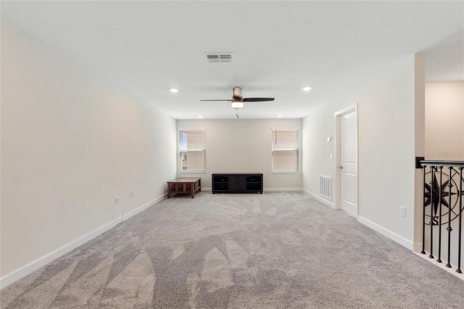 1074 TRAPPERS TRAIL LOOP, DAVENPORT, FL, 33896