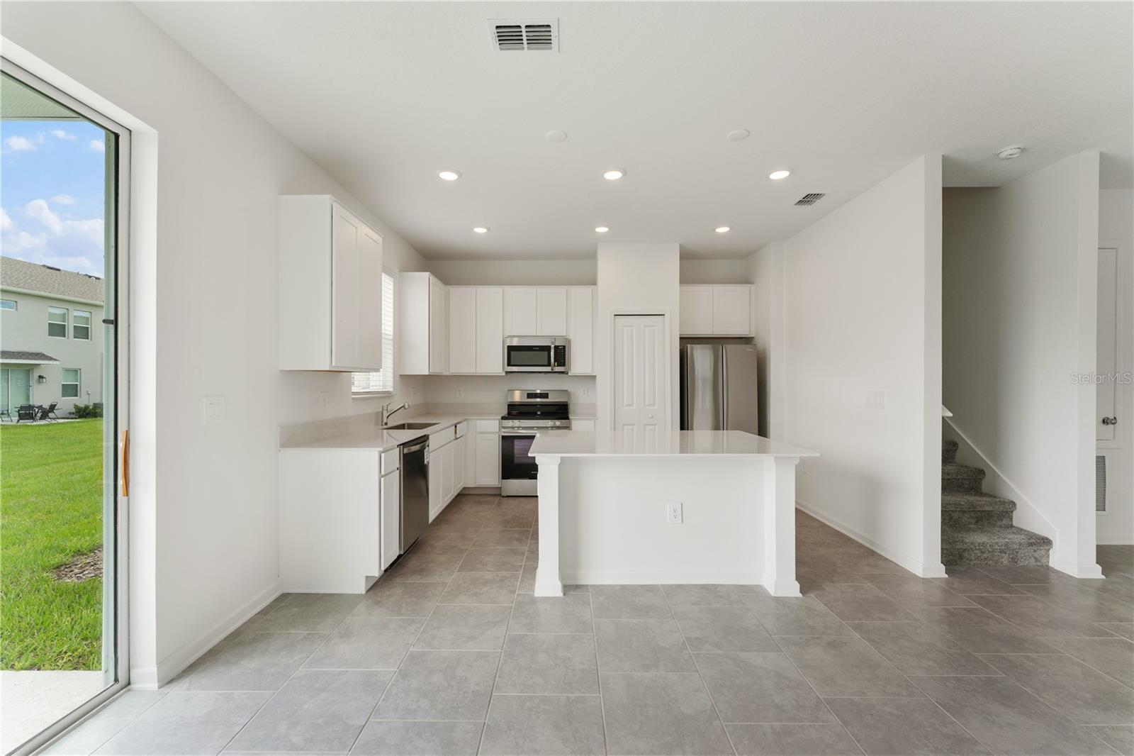 3102 LAURENT LOOP, DAVENPORT, FL, 33837