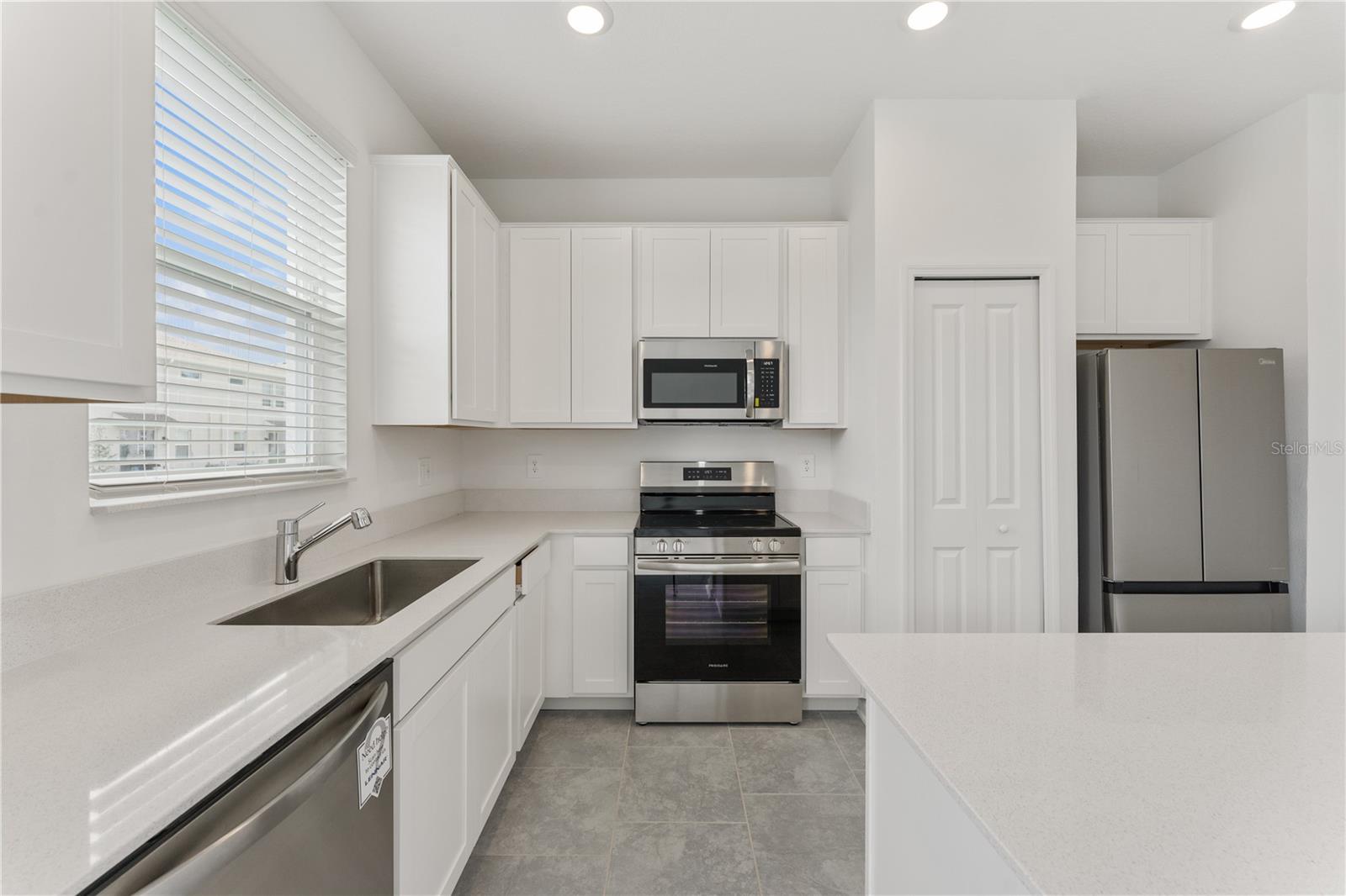 3102 LAURENT LOOP, DAVENPORT, FL, 33837