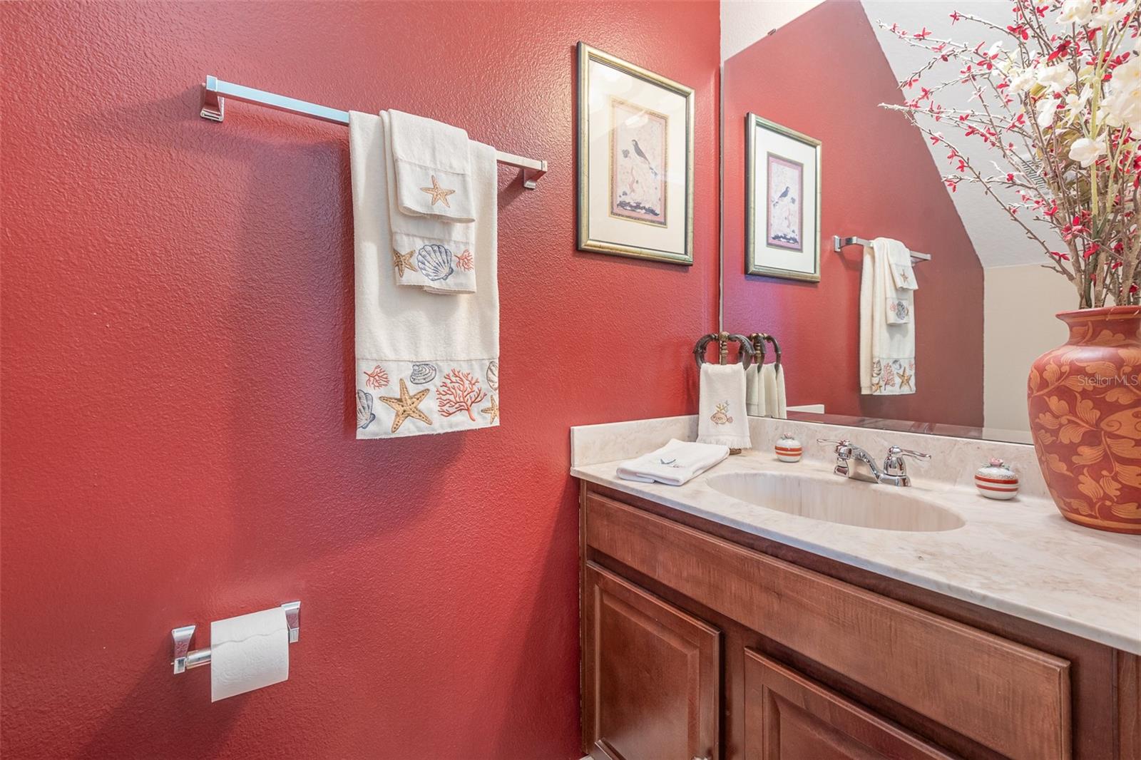 100 KELLY THOMAS WAY, DAYTONA BEACH, FL, 32124