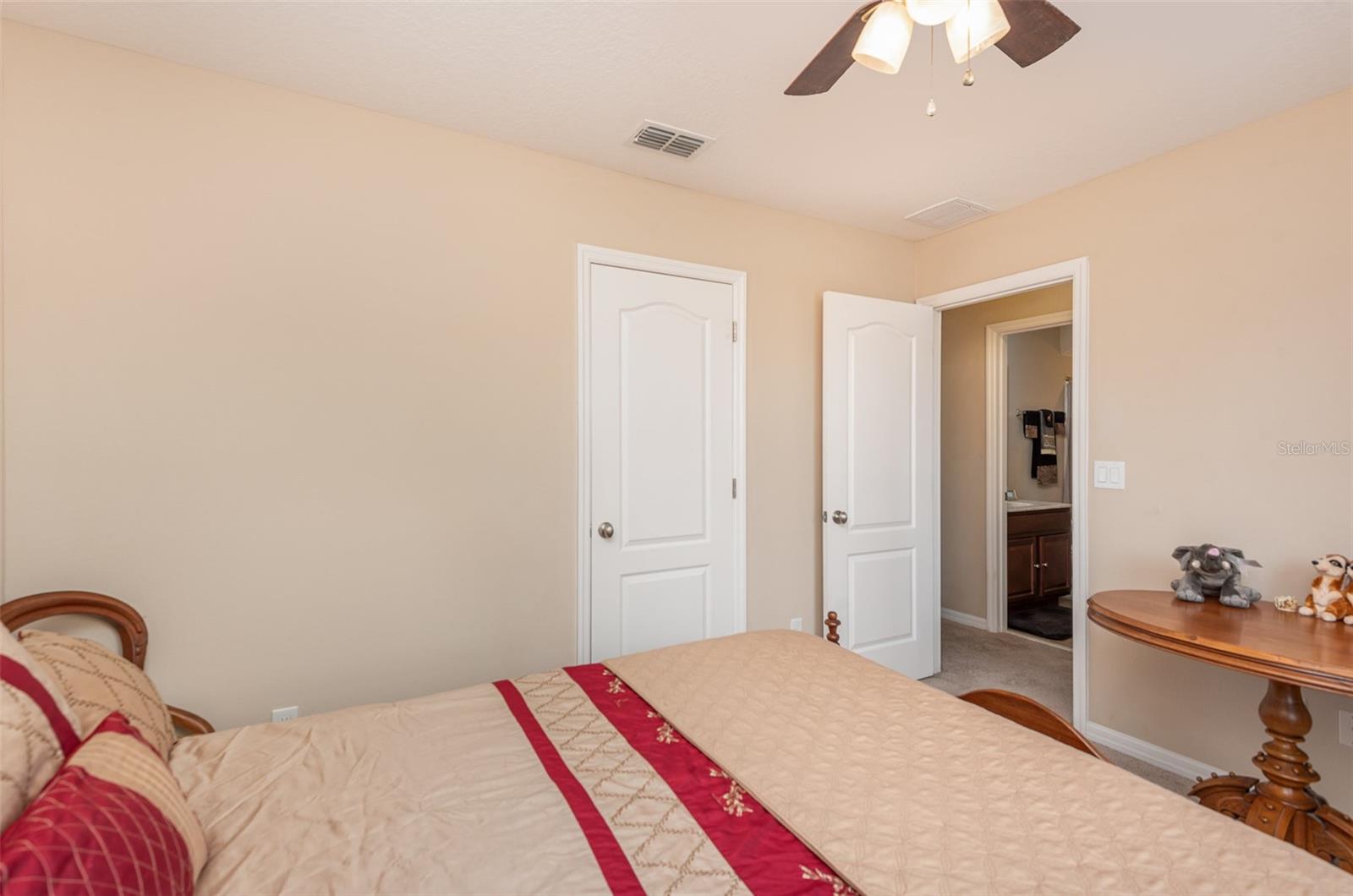 100 KELLY THOMAS WAY, DAYTONA BEACH, FL, 32124