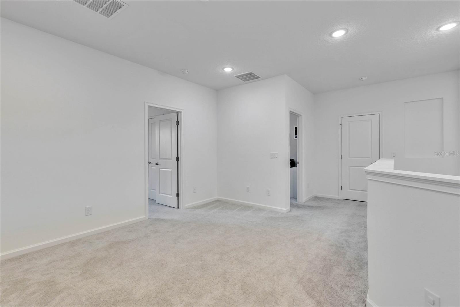 2527 NATOMA BLVD, MOUNT DORA, FL, 32757