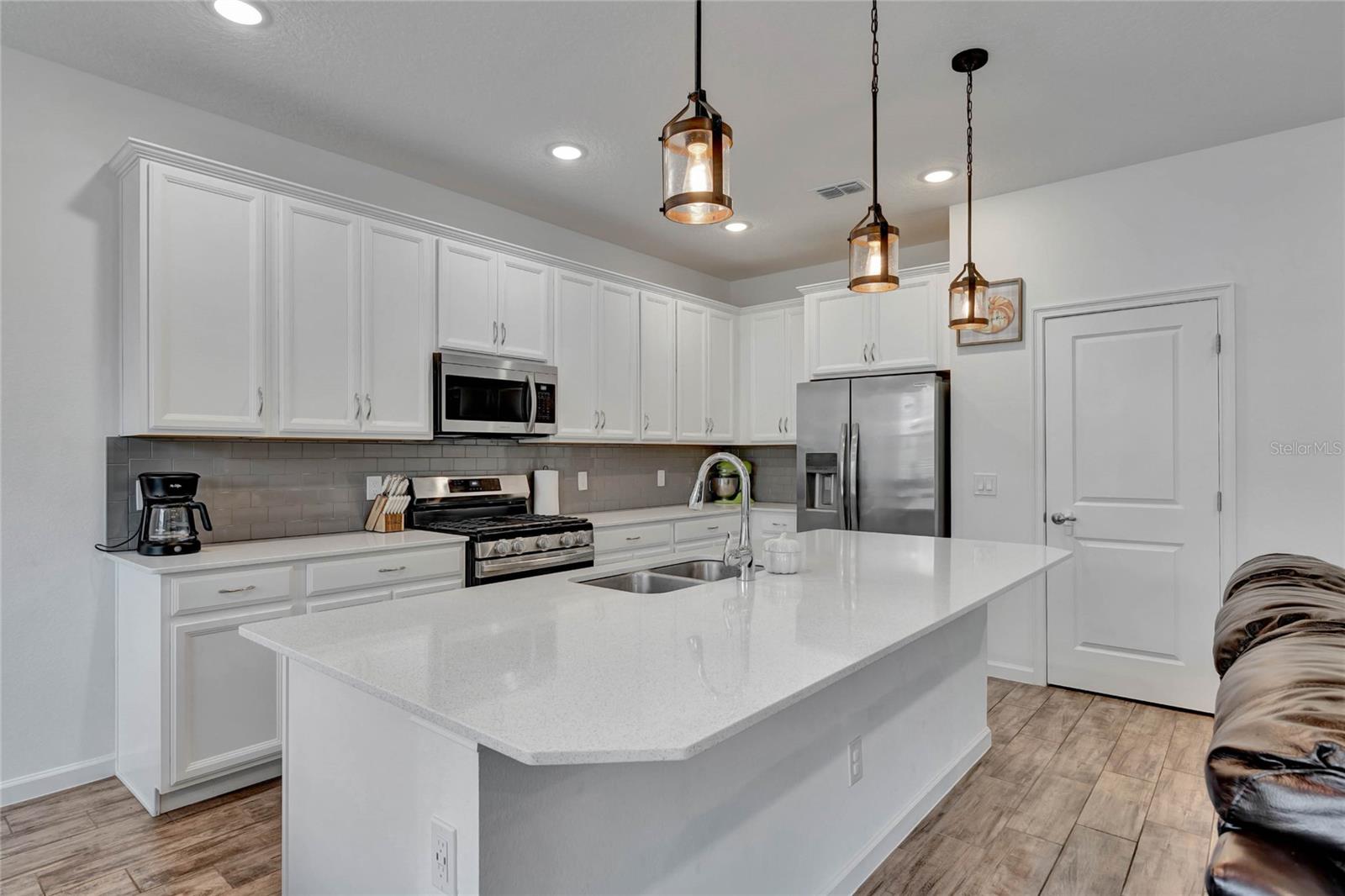 2527 NATOMA BLVD, MOUNT DORA, FL, 32757