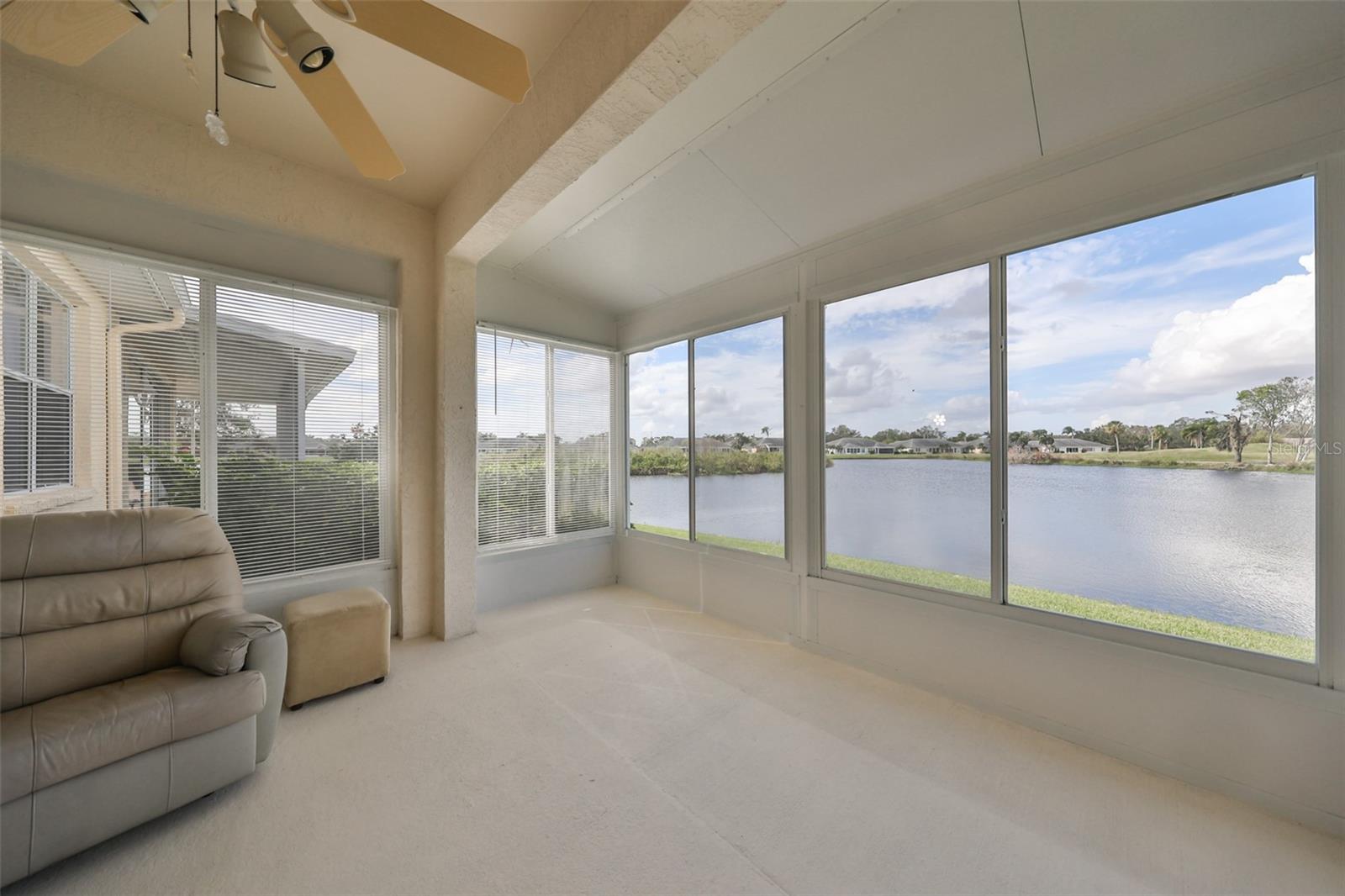 705 TREMONT GREENS LN #33, SUN CITY CENTER, FL, 33573