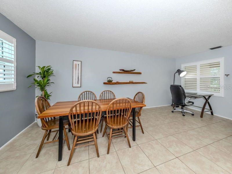 537 MANATEE CT #203, VENICE, FL, 34285